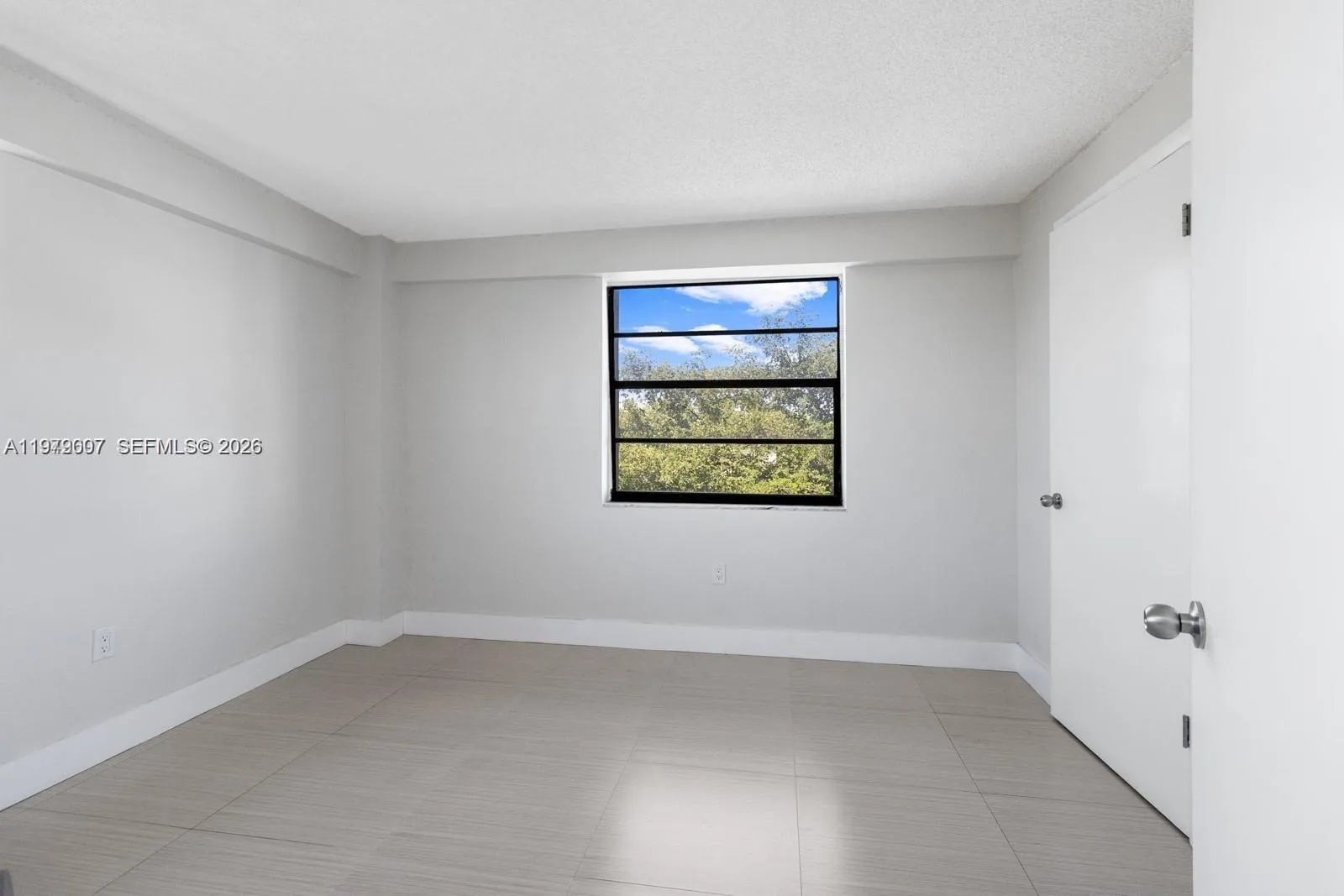 777 Sw 9th Ave 413, Miami, Florida 33130, Miami, Florida 33130, 2 Bedrooms Bedrooms, ,2 BathroomsBathrooms,Residential Lease,For Rent,777 Sw 9th Ave 413, Miami, Florida 33130,A11979007