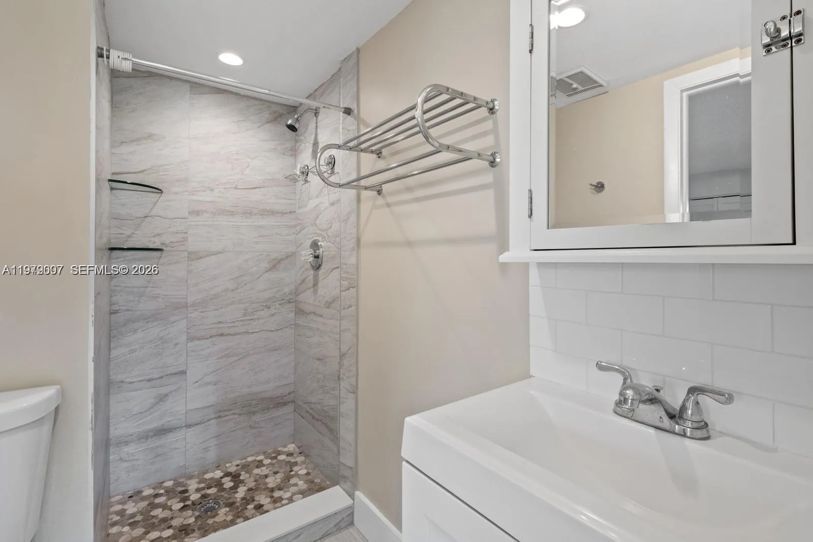 777 Sw 9th Ave 413, Miami, Florida 33130, Miami, Florida 33130, 2 Bedrooms Bedrooms, ,2 BathroomsBathrooms,Residential Lease,For Rent,777 Sw 9th Ave 413, Miami, Florida 33130,A11979007