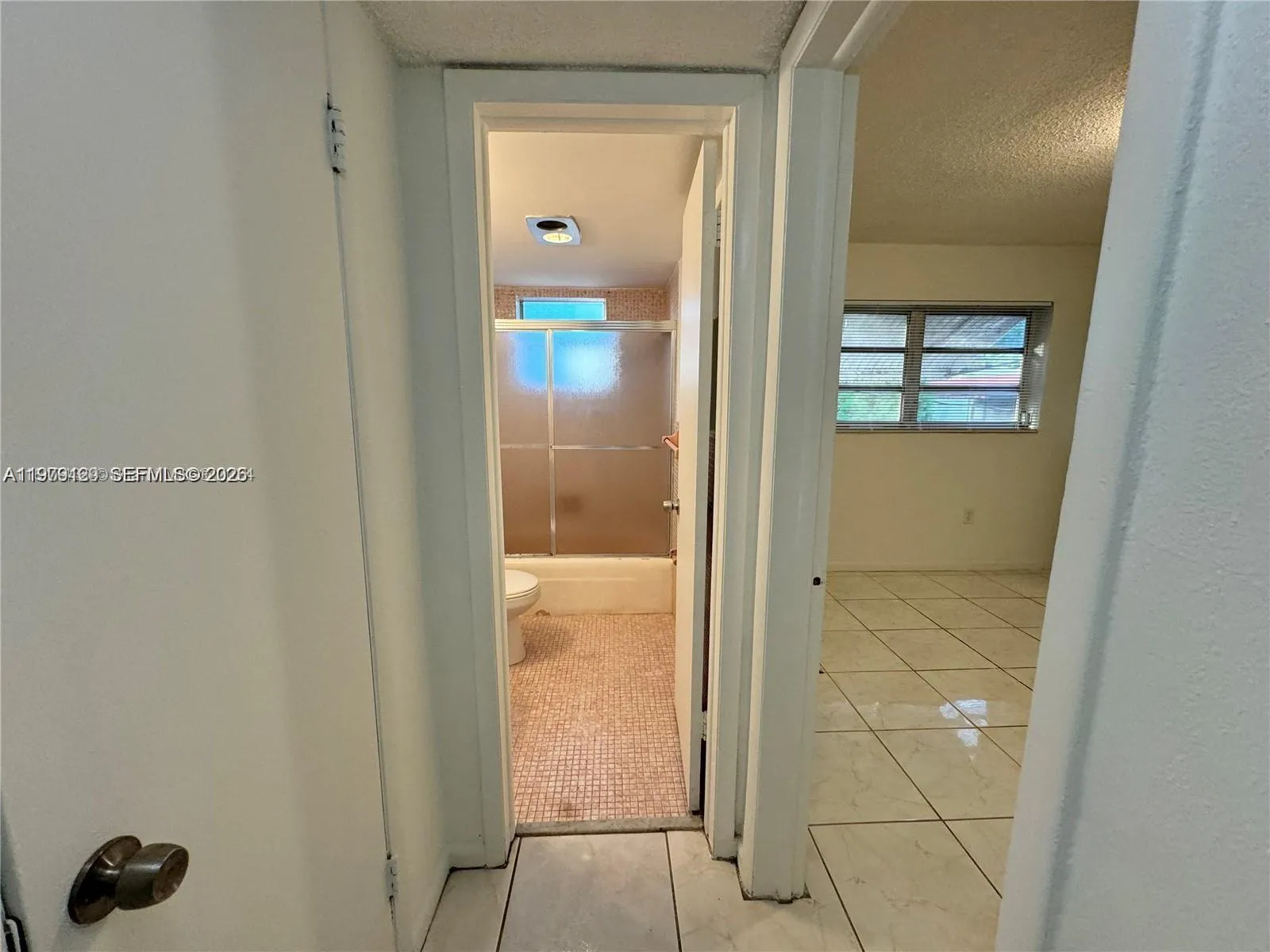 2005 Jefferson St 205, Hollywood, Florida 33020, Hollywood, Florida 33020, 2 Bedrooms Bedrooms, ,2 BathroomsBathrooms,Residential,For Sale,2005 Jefferson St 205, Hollywood, Florida 33020,A11979129
