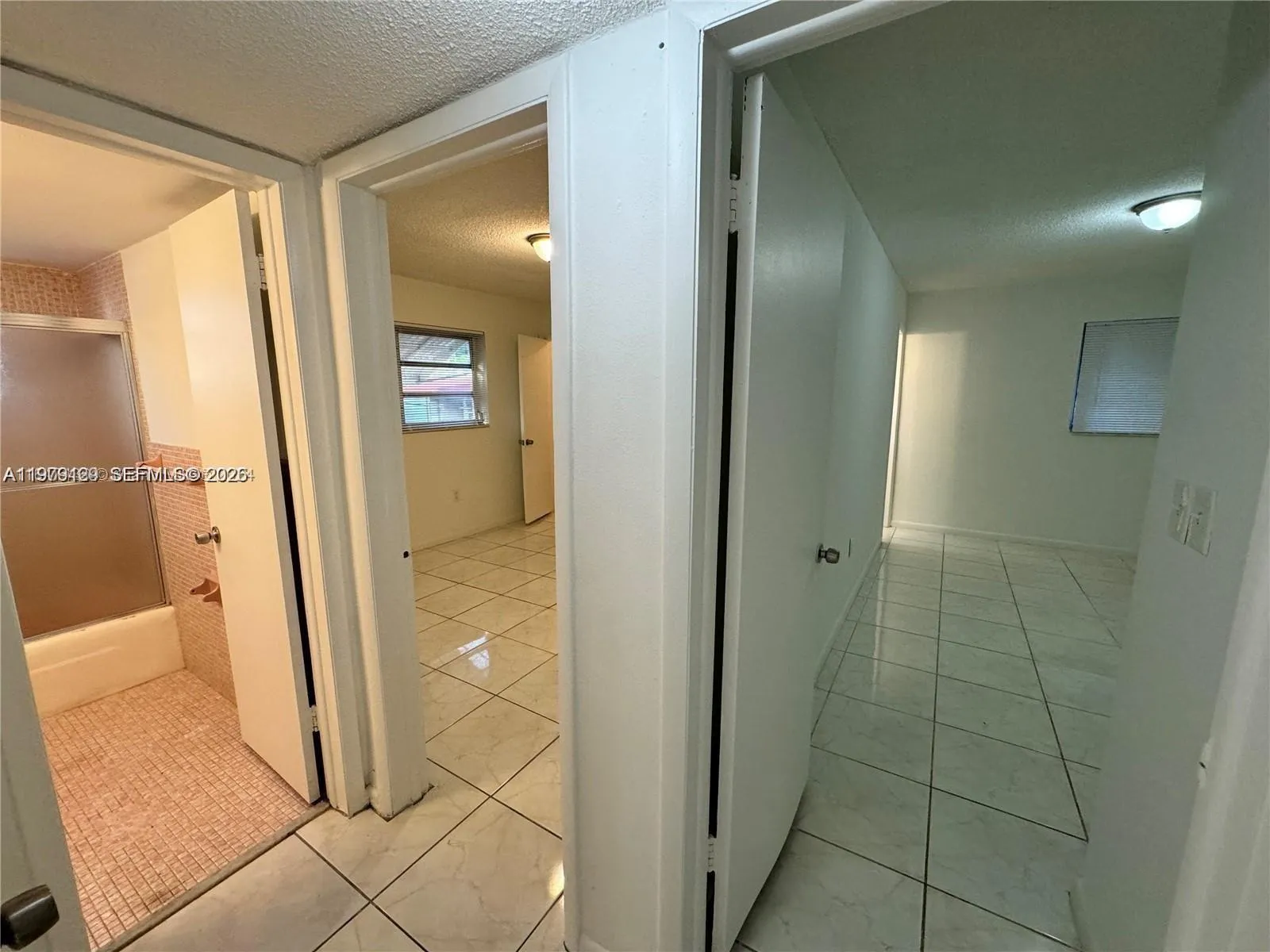 2005 Jefferson St 205, Hollywood, Florida 33020, Hollywood, Florida 33020, 2 Bedrooms Bedrooms, ,2 BathroomsBathrooms,Residential,For Sale,2005 Jefferson St 205, Hollywood, Florida 33020,A11979129