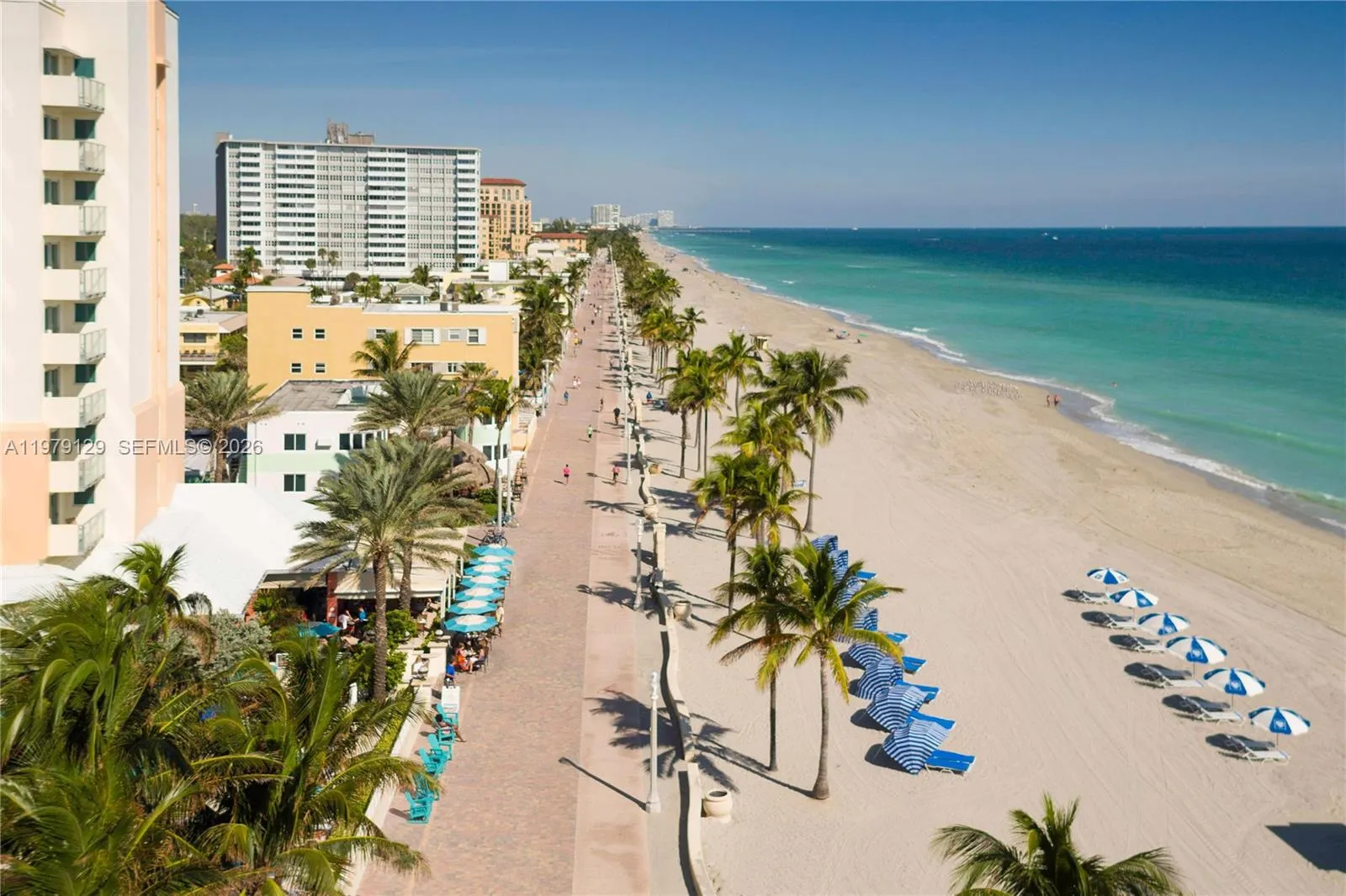 2005 Jefferson St 205, Hollywood, Florida 33020, Hollywood, Florida 33020, 2 Bedrooms Bedrooms, ,2 BathroomsBathrooms,Residential,For Sale,2005 Jefferson St 205, Hollywood, Florida 33020,A11979129