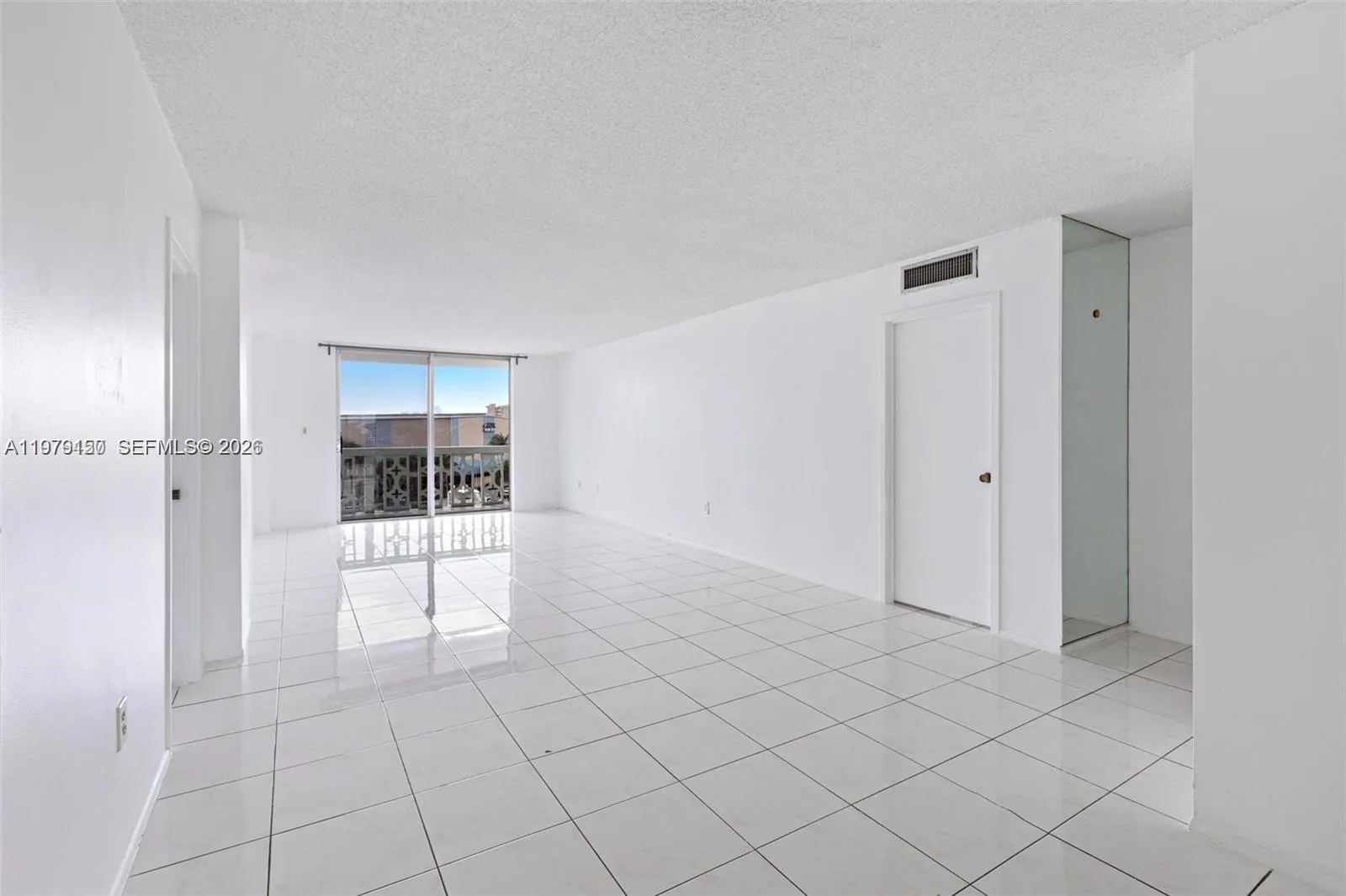 13155 Ixora Ct 406, North Miami, Florida 33181, North Miami, Florida 33181, 2 Bedrooms Bedrooms, ,2 BathroomsBathrooms,Residential,For Sale,13155 Ixora Ct 406, North Miami, Florida 33181,A11979150