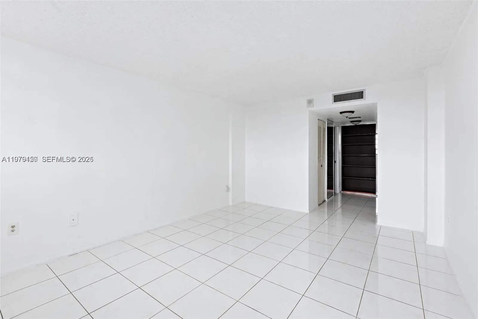 13155 Ixora Ct 406, North Miami, Florida 33181, North Miami, Florida 33181, 2 Bedrooms Bedrooms, ,2 BathroomsBathrooms,Residential,For Sale,13155 Ixora Ct 406, North Miami, Florida 33181,A11979150