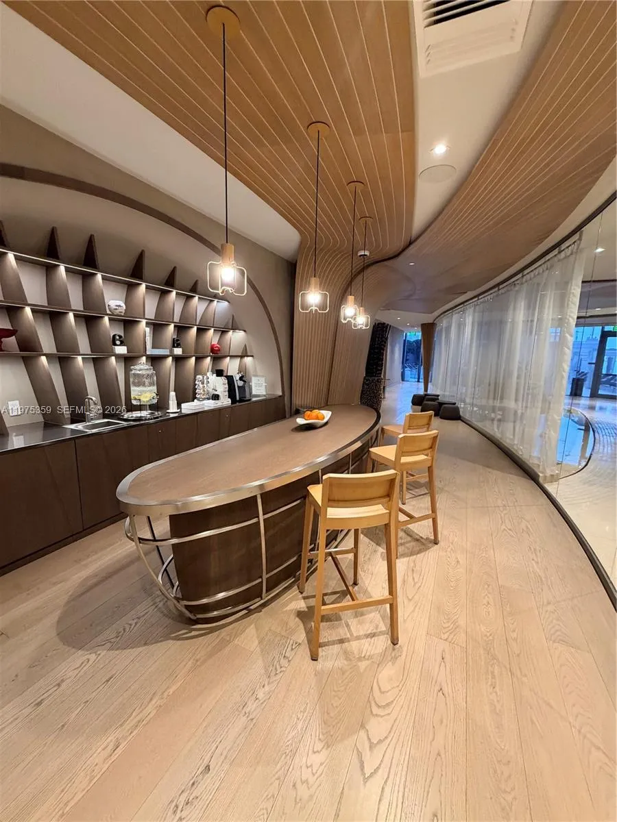 1000 Brickell Plz 2606, Miami, Florida 33131, Miami, Florida 33131, 1 Bedroom Bedrooms, ,1 BathroomBathrooms,Residential Lease,For Rent,1000 Brickell Plz 2606, Miami, Florida 33131,A11975359