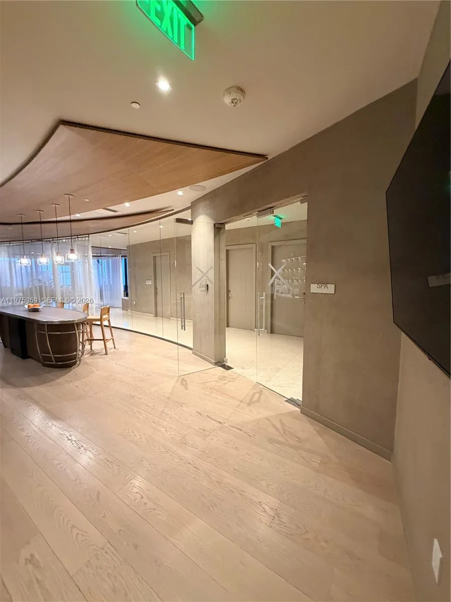 1000 Brickell Plz 2606, Miami, Florida 33131, Miami, Florida 33131, 1 Bedroom Bedrooms, ,1 BathroomBathrooms,Residential Lease,For Rent,1000 Brickell Plz 2606, Miami, Florida 33131,A11975359