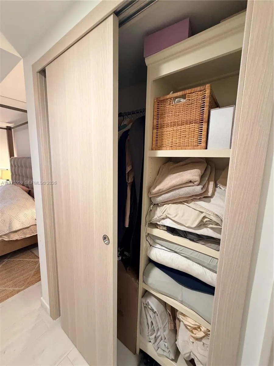 1000 Brickell Plz 2606, Miami, Florida 33131, Miami, Florida 33131, 1 Bedroom Bedrooms, ,1 BathroomBathrooms,Residential Lease,For Rent,1000 Brickell Plz 2606, Miami, Florida 33131,A11975359