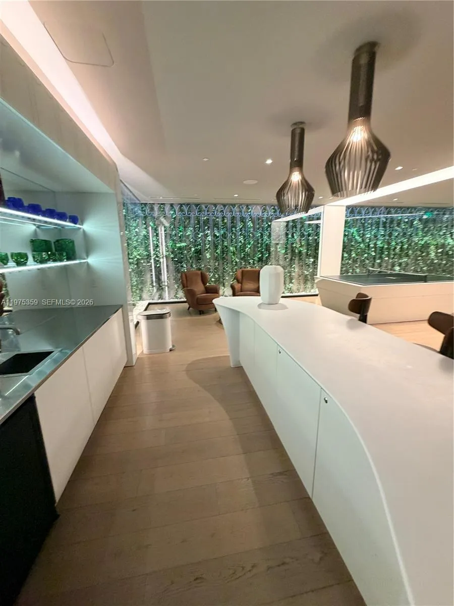 1000 Brickell Plz 2606, Miami, Florida 33131, Miami, Florida 33131, 1 Bedroom Bedrooms, ,1 BathroomBathrooms,Residential Lease,For Rent,1000 Brickell Plz 2606, Miami, Florida 33131,A11975359