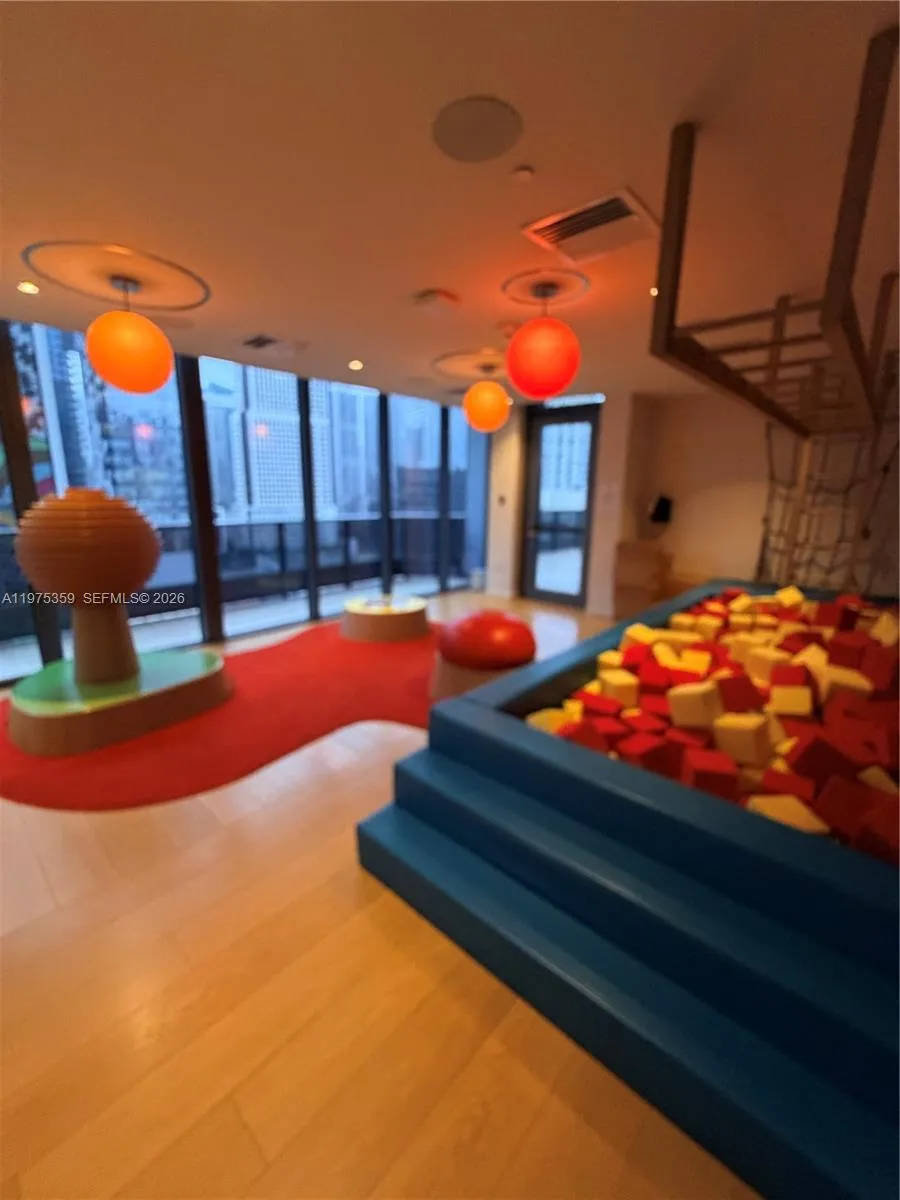 1000 Brickell Plz 2606, Miami, Florida 33131, Miami, Florida 33131, 1 Bedroom Bedrooms, ,1 BathroomBathrooms,Residential Lease,For Rent,1000 Brickell Plz 2606, Miami, Florida 33131,A11975359
