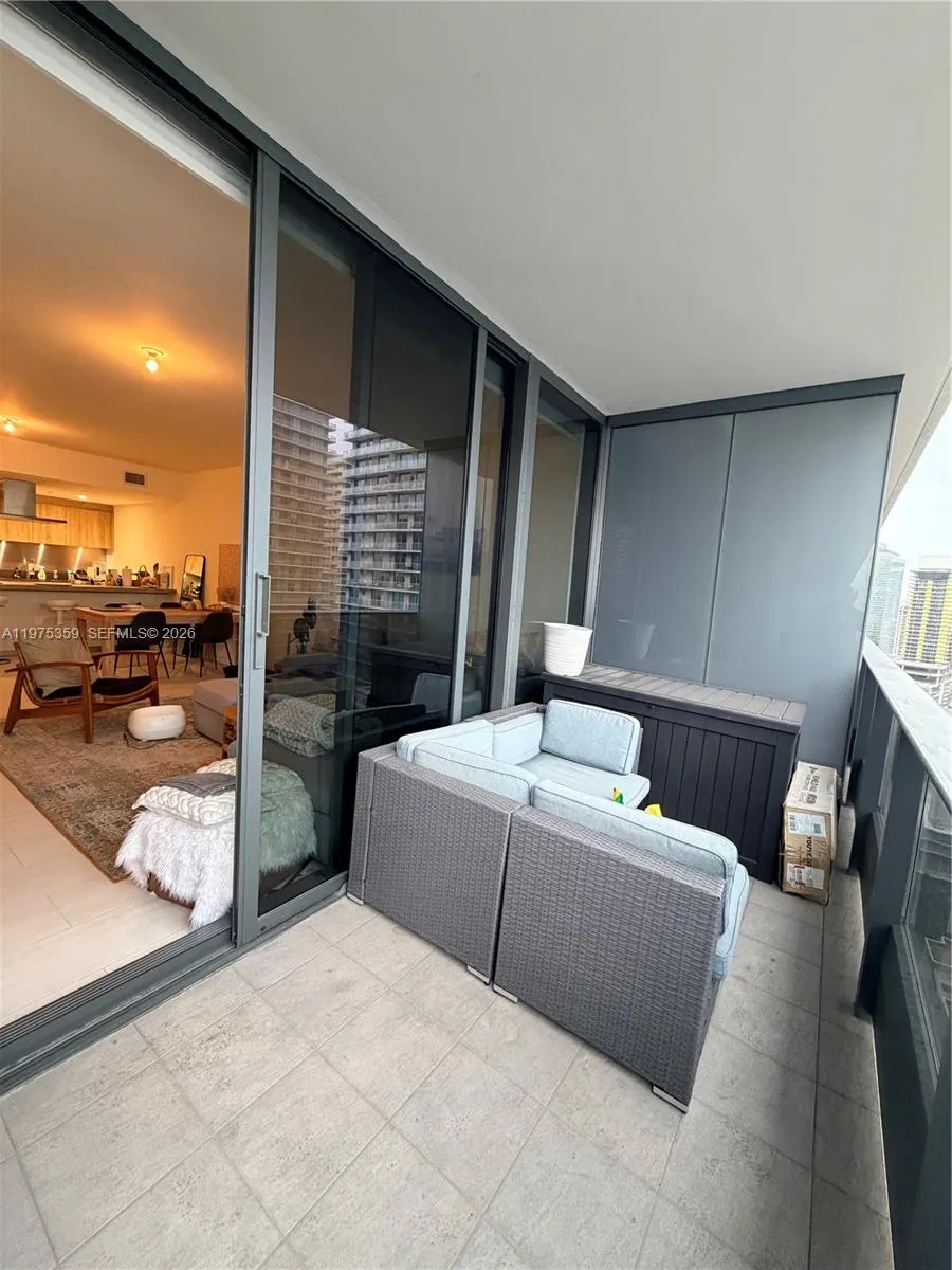 1000 Brickell Plz 2606, Miami, Florida 33131, Miami, Florida 33131, 1 Bedroom Bedrooms, ,1 BathroomBathrooms,Residential Lease,For Rent,1000 Brickell Plz 2606, Miami, Florida 33131,A11975359