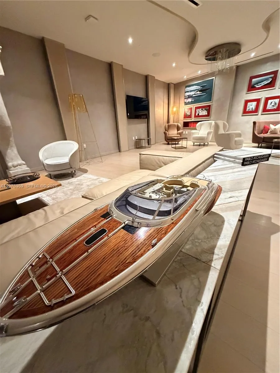 1000 Brickell Plz 2606, Miami, Florida 33131, Miami, Florida 33131, 1 Bedroom Bedrooms, ,1 BathroomBathrooms,Residential Lease,For Rent,1000 Brickell Plz 2606, Miami, Florida 33131,A11975359