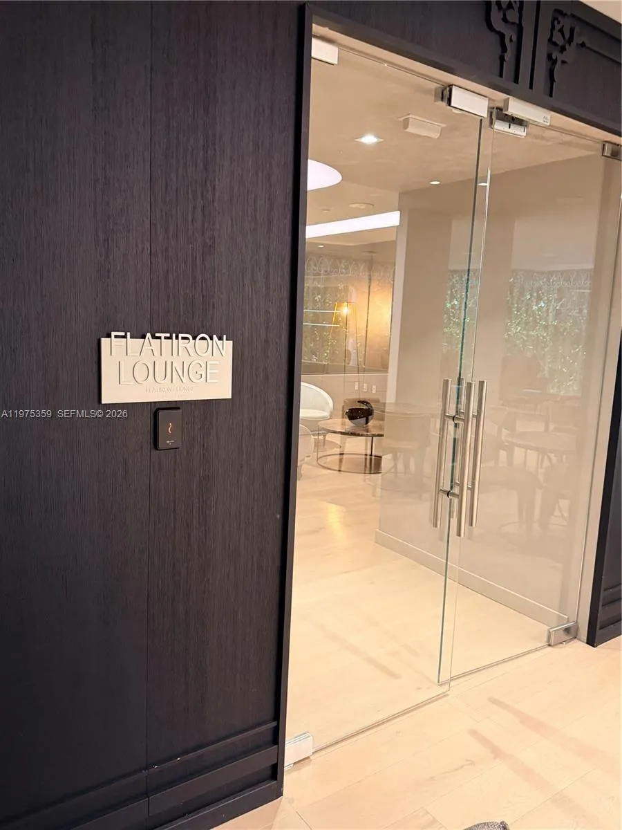 1000 Brickell Plz 2606, Miami, Florida 33131, Miami, Florida 33131, 1 Bedroom Bedrooms, ,1 BathroomBathrooms,Residential Lease,For Rent,1000 Brickell Plz 2606, Miami, Florida 33131,A11975359