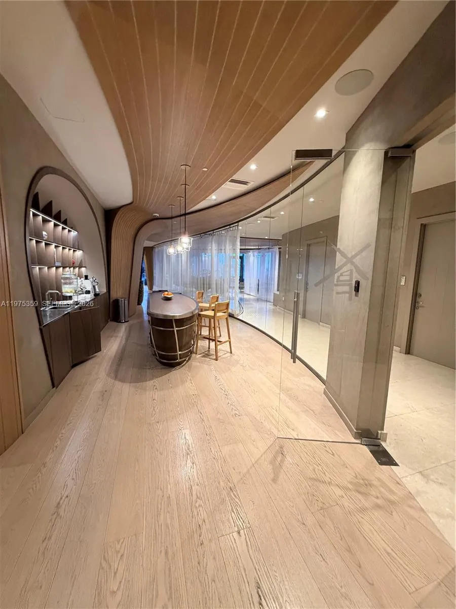 1000 Brickell Plz 2606, Miami, Florida 33131, Miami, Florida 33131, 1 Bedroom Bedrooms, ,1 BathroomBathrooms,Residential Lease,For Rent,1000 Brickell Plz 2606, Miami, Florida 33131,A11975359