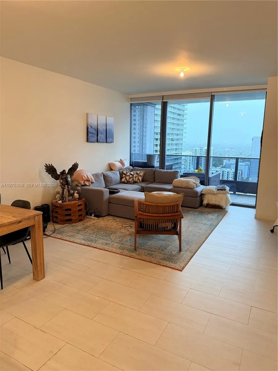 1000 Brickell Plz 2606, Miami, Florida 33131, Miami, Florida 33131, 1 Bedroom Bedrooms, ,1 BathroomBathrooms,Residential Lease,For Rent,1000 Brickell Plz 2606, Miami, Florida 33131,A11975359