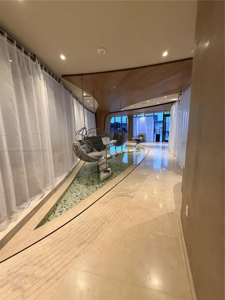 1000 Brickell Plz 2606, Miami, Florida 33131, Miami, Florida 33131, 1 Bedroom Bedrooms, ,1 BathroomBathrooms,Residential Lease,For Rent,1000 Brickell Plz 2606, Miami, Florida 33131,A11975359