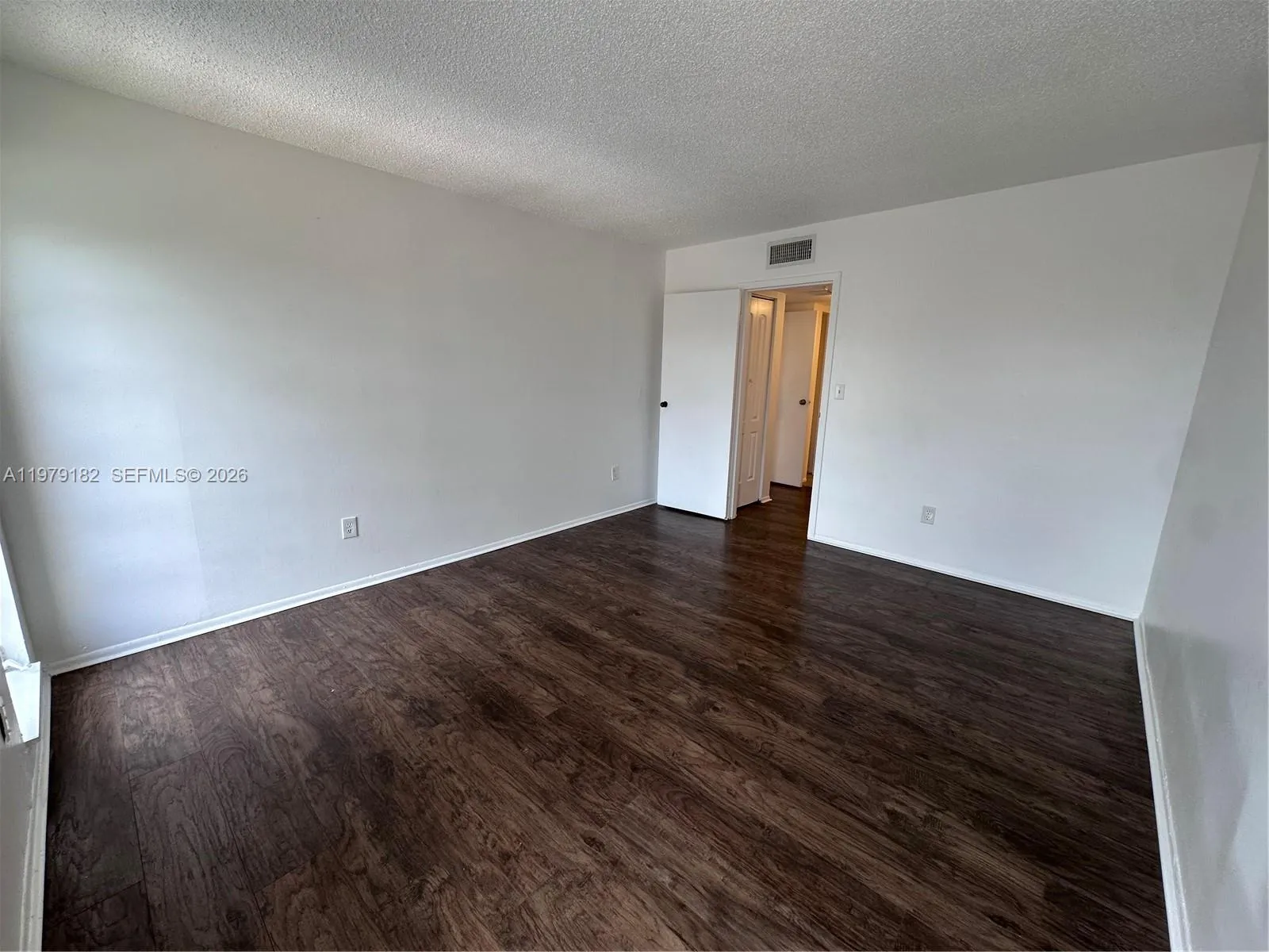4848 Nw 24th Ct 412, Lauderdale Lakes, Florida 333, Lauderdale Lakes, Florida 33313, 1 Bedroom Bedrooms, ,1 BathroomBathrooms,Residential,For Sale,4848 Nw 24th Ct 412, Lauderdale Lakes, Florida 333,A11979182