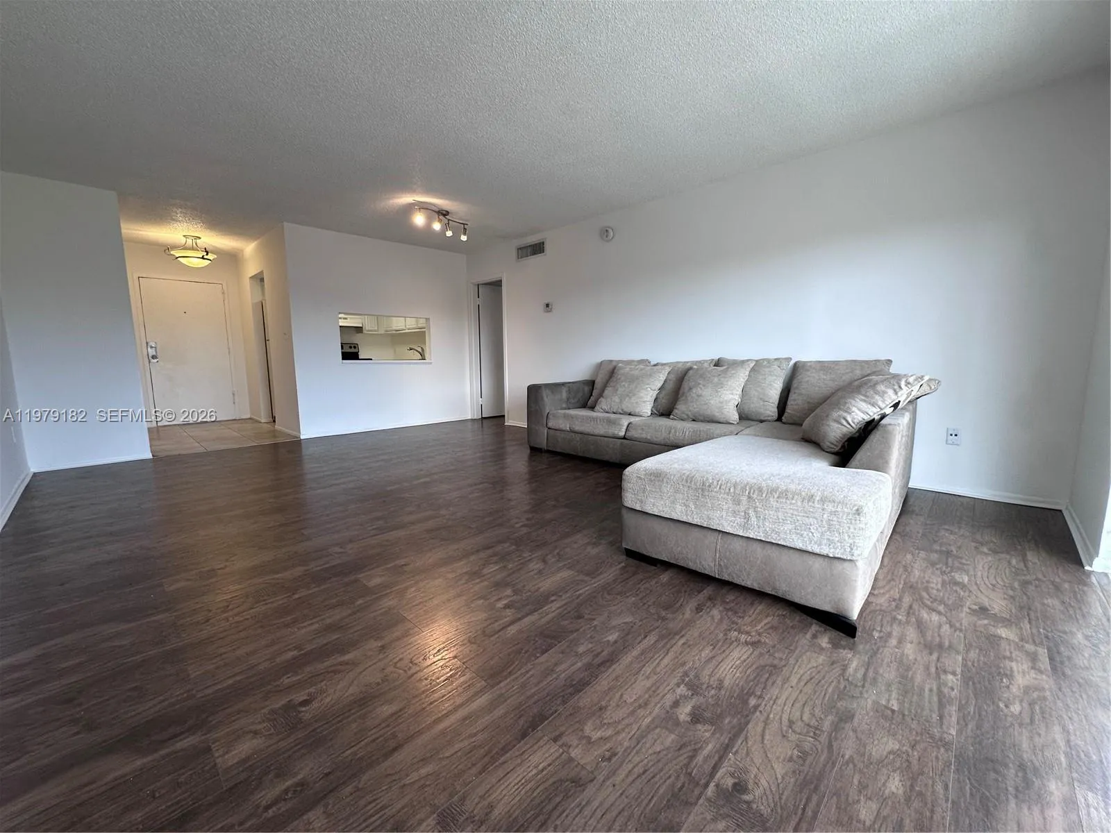 4848 Nw 24th Ct 412, Lauderdale Lakes, Florida 333, Lauderdale Lakes, Florida 33313, 1 Bedroom Bedrooms, ,1 BathroomBathrooms,Residential,For Sale,4848 Nw 24th Ct 412, Lauderdale Lakes, Florida 333,A11979182