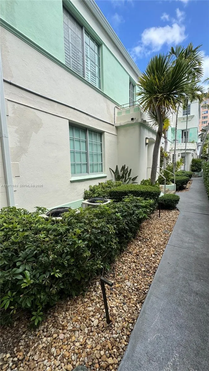 815 Euclid Ave 7, Miami Beach, Florida 33139, Miami Beach, Florida 33139, 1 Bedroom Bedrooms, ,1 BathroomBathrooms,Residential,For Sale,815 Euclid Ave 7, Miami Beach, Florida 33139,A11977683