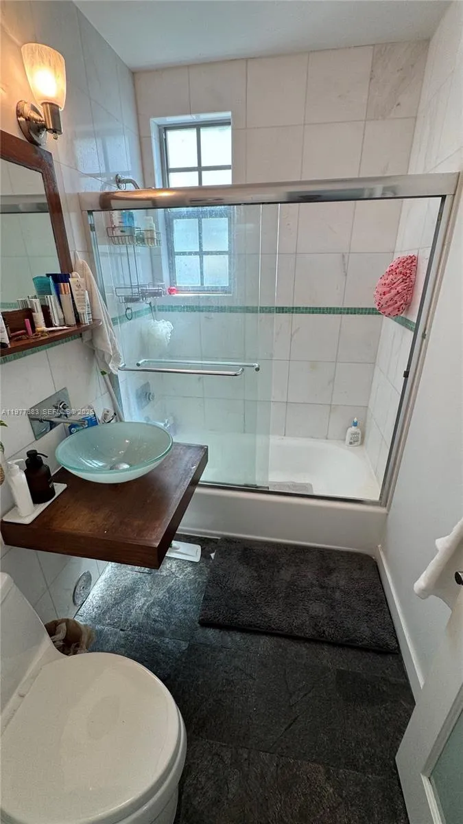 815 Euclid Ave 7, Miami Beach, Florida 33139, Miami Beach, Florida 33139, 1 Bedroom Bedrooms, ,1 BathroomBathrooms,Residential,For Sale,815 Euclid Ave 7, Miami Beach, Florida 33139,A11977683