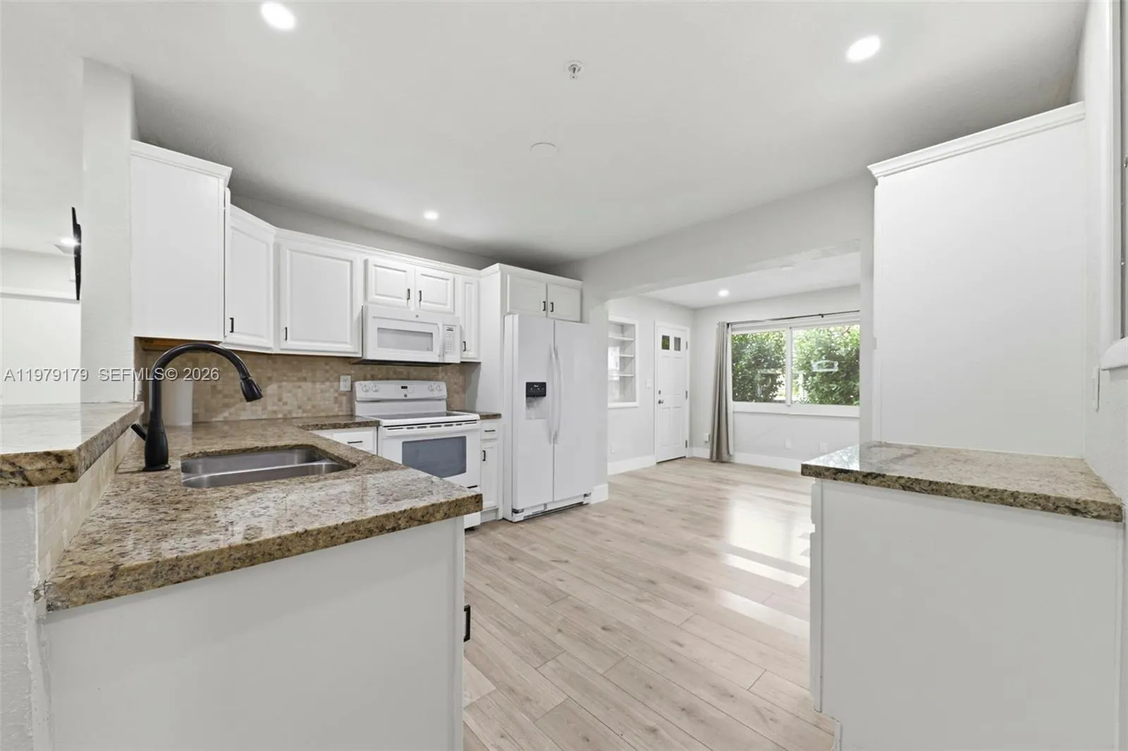 4561 Sw 25th Ter, Dania Beach, Florida 33312, Dania Beach, Florida 33312, 4 Bedrooms Bedrooms, ,2 BathroomsBathrooms,Residential Lease,For Rent,4561 Sw 25th Ter, Dania Beach, Florida 33312,A11979179