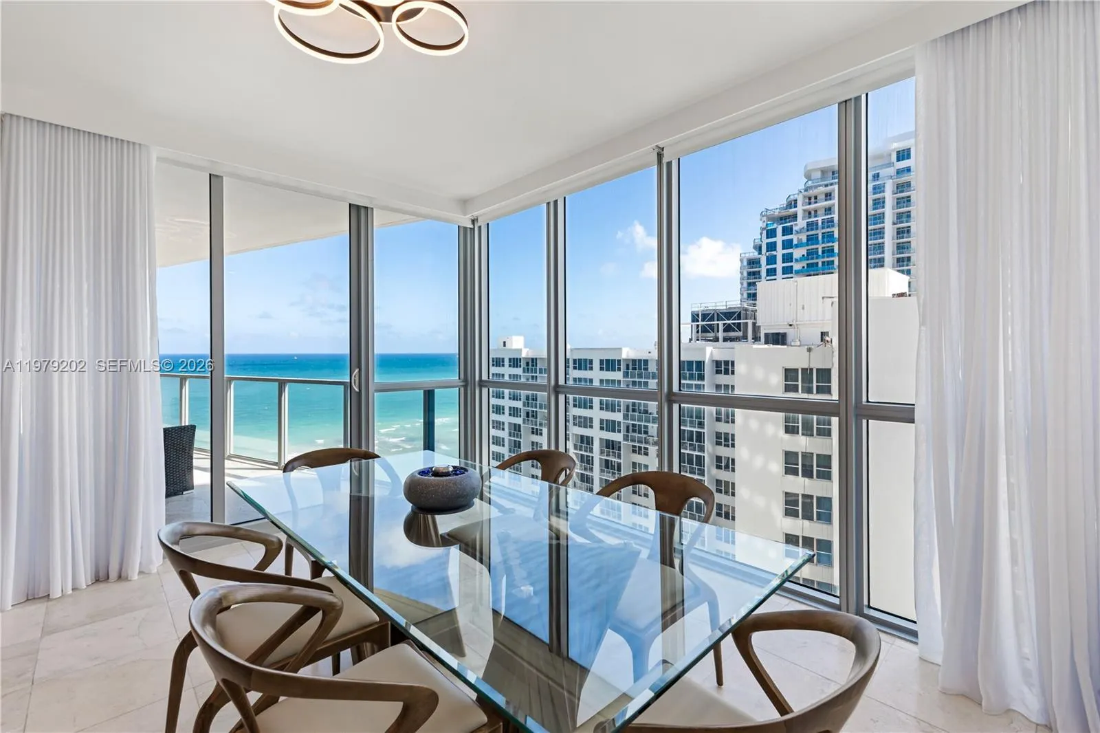 3101 S Ocean Drive 1504, Hollywood, Florida 33019, Hollywood, Florida 33019, 2 Bedrooms Bedrooms, ,2 BathroomsBathrooms,Residential Lease,For Rent,3101 S Ocean Drive 1504, Hollywood, Florida 33019,A11979202