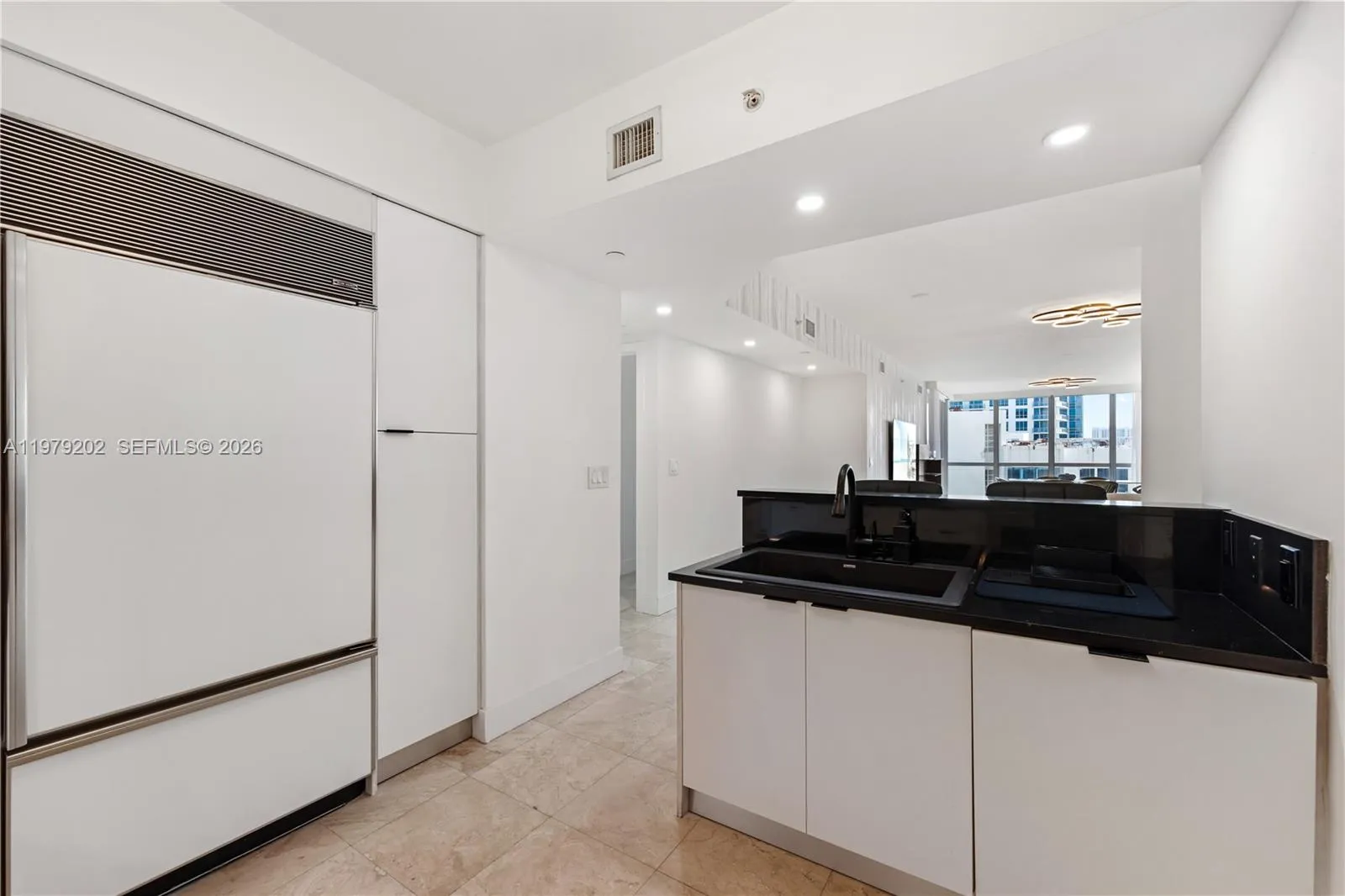 3101 S Ocean Drive 1504, Hollywood, Florida 33019, Hollywood, Florida 33019, 2 Bedrooms Bedrooms, ,2 BathroomsBathrooms,Residential Lease,For Rent,3101 S Ocean Drive 1504, Hollywood, Florida 33019,A11979202