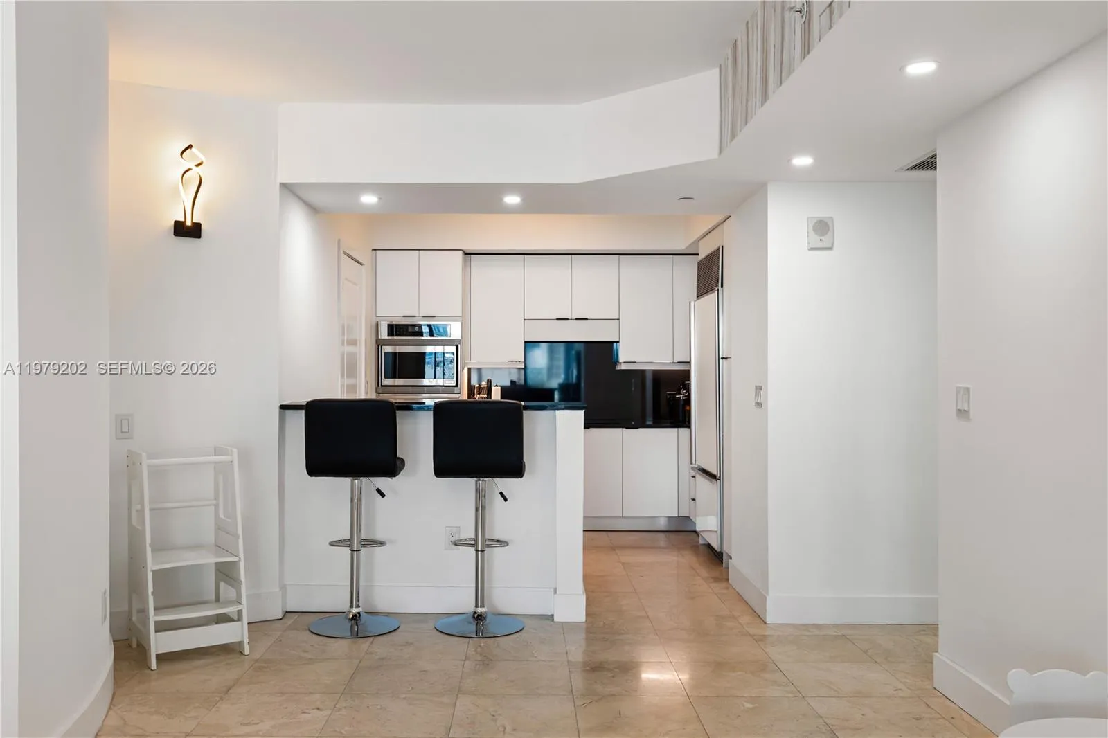 3101 S Ocean Drive 1504, Hollywood, Florida 33019, Hollywood, Florida 33019, 2 Bedrooms Bedrooms, ,2 BathroomsBathrooms,Residential Lease,For Rent,3101 S Ocean Drive 1504, Hollywood, Florida 33019,A11979202