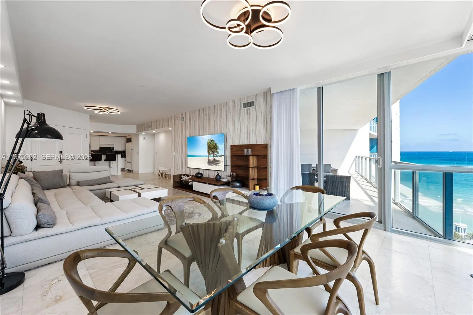 3101 S Ocean Drive 1504, Hollywood, Florida 33019, Hollywood, Florida 33019, 2 Bedrooms Bedrooms, ,2 BathroomsBathrooms,Residential Lease,For Rent,3101 S Ocean Drive 1504, Hollywood, Florida 33019,A11979202