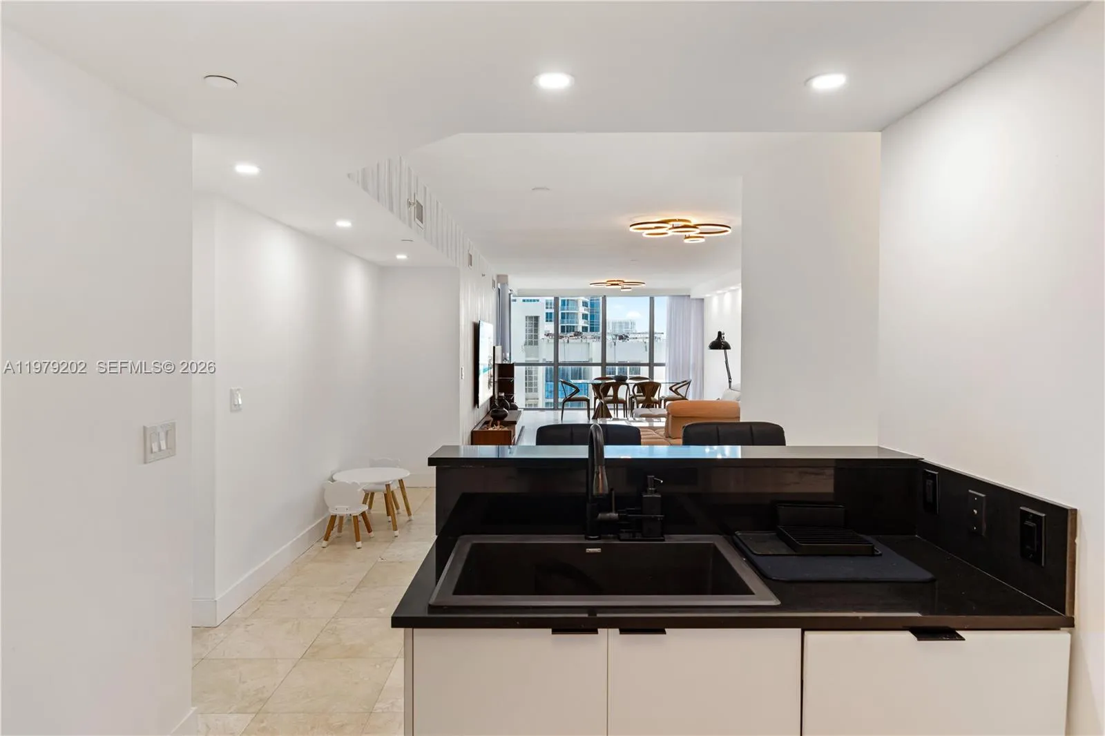 3101 S Ocean Drive 1504, Hollywood, Florida 33019, Hollywood, Florida 33019, 2 Bedrooms Bedrooms, ,2 BathroomsBathrooms,Residential Lease,For Rent,3101 S Ocean Drive 1504, Hollywood, Florida 33019,A11979202