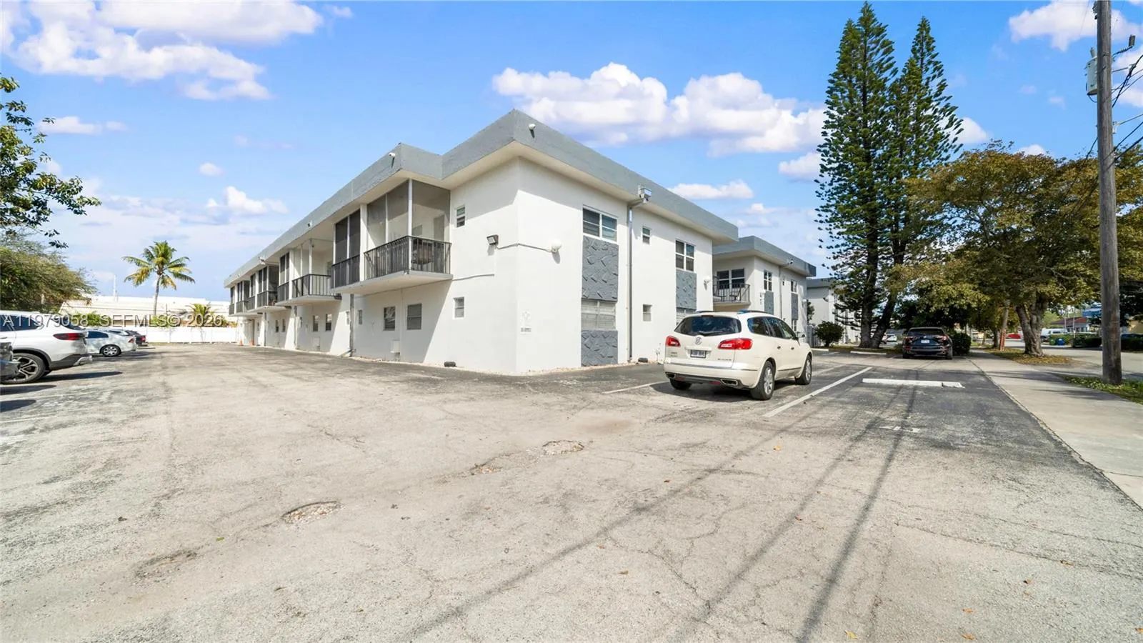 415 Ne 2nd St 209, Hallandale Beach, Florida 33009, Hallandale Beach, Florida 33009, 1 Bedroom Bedrooms, ,1 BathroomBathrooms,Residential Lease,For Rent,415 Ne 2nd St 209, Hallandale Beach, Florida 33009,A11979058