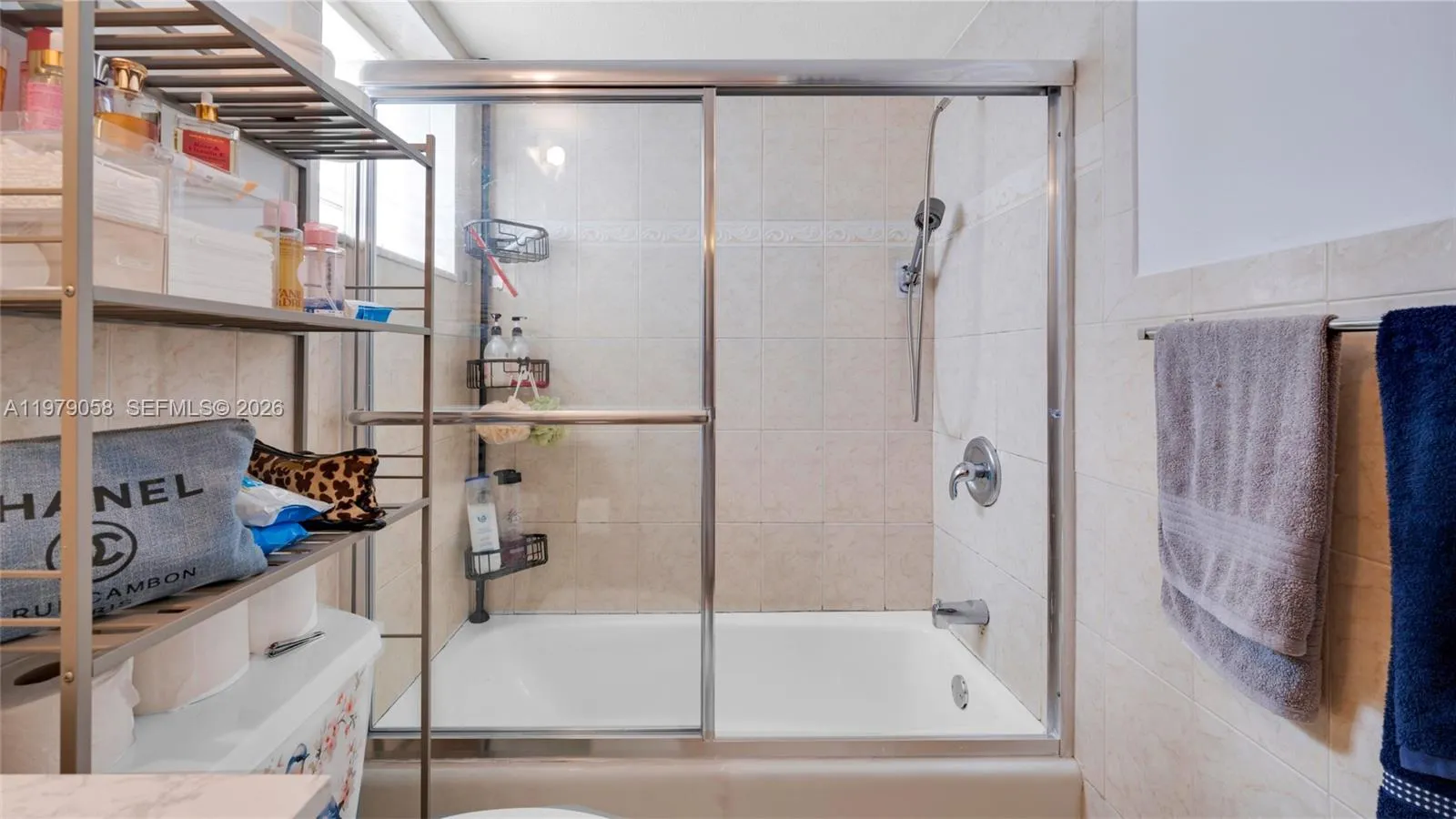 415 Ne 2nd St 209, Hallandale Beach, Florida 33009, Hallandale Beach, Florida 33009, 1 Bedroom Bedrooms, ,1 BathroomBathrooms,Residential Lease,For Rent,415 Ne 2nd St 209, Hallandale Beach, Florida 33009,A11979058