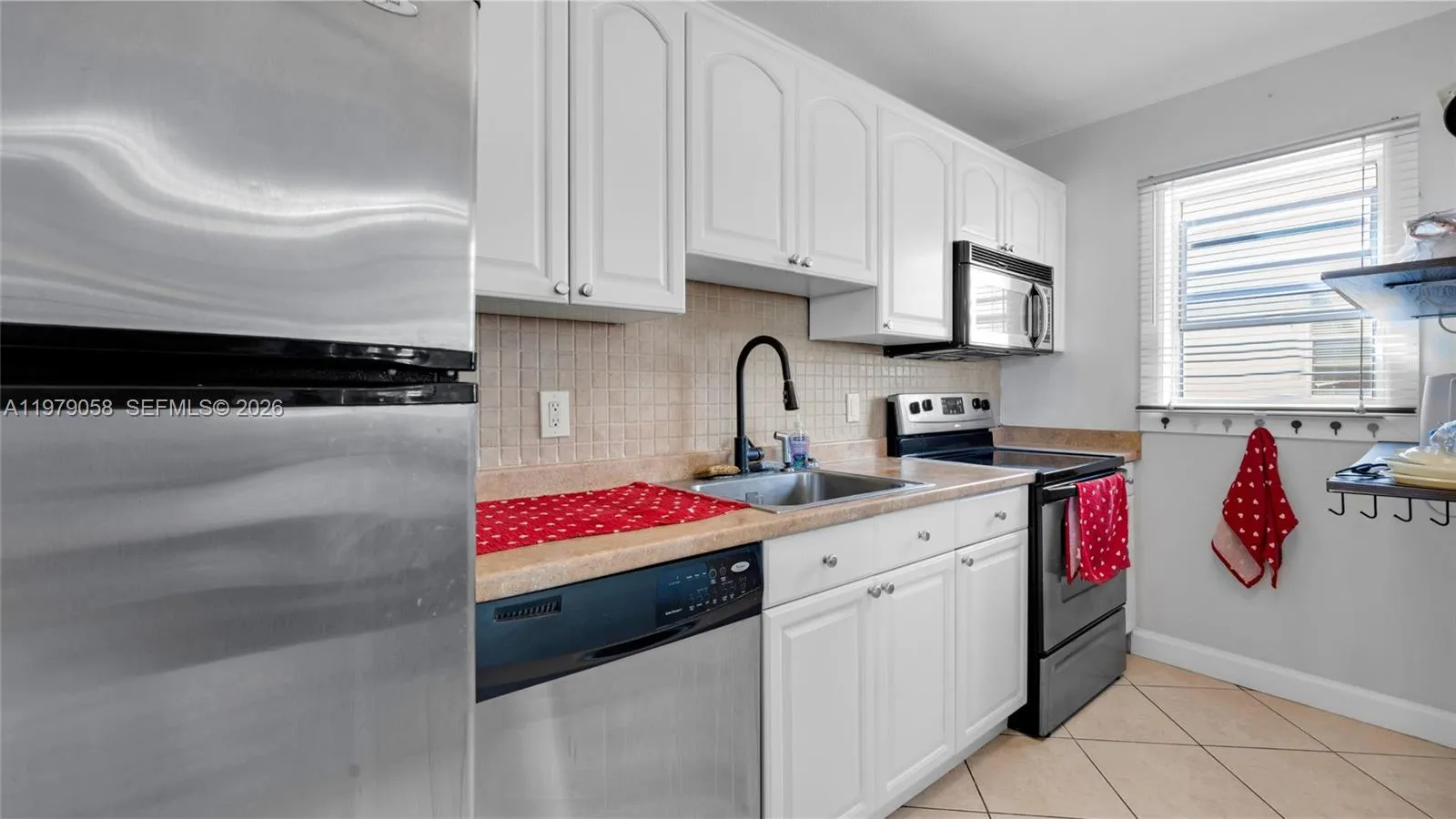 415 Ne 2nd St 209, Hallandale Beach, Florida 33009, Hallandale Beach, Florida 33009, 1 Bedroom Bedrooms, ,1 BathroomBathrooms,Residential Lease,For Rent,415 Ne 2nd St 209, Hallandale Beach, Florida 33009,A11979058