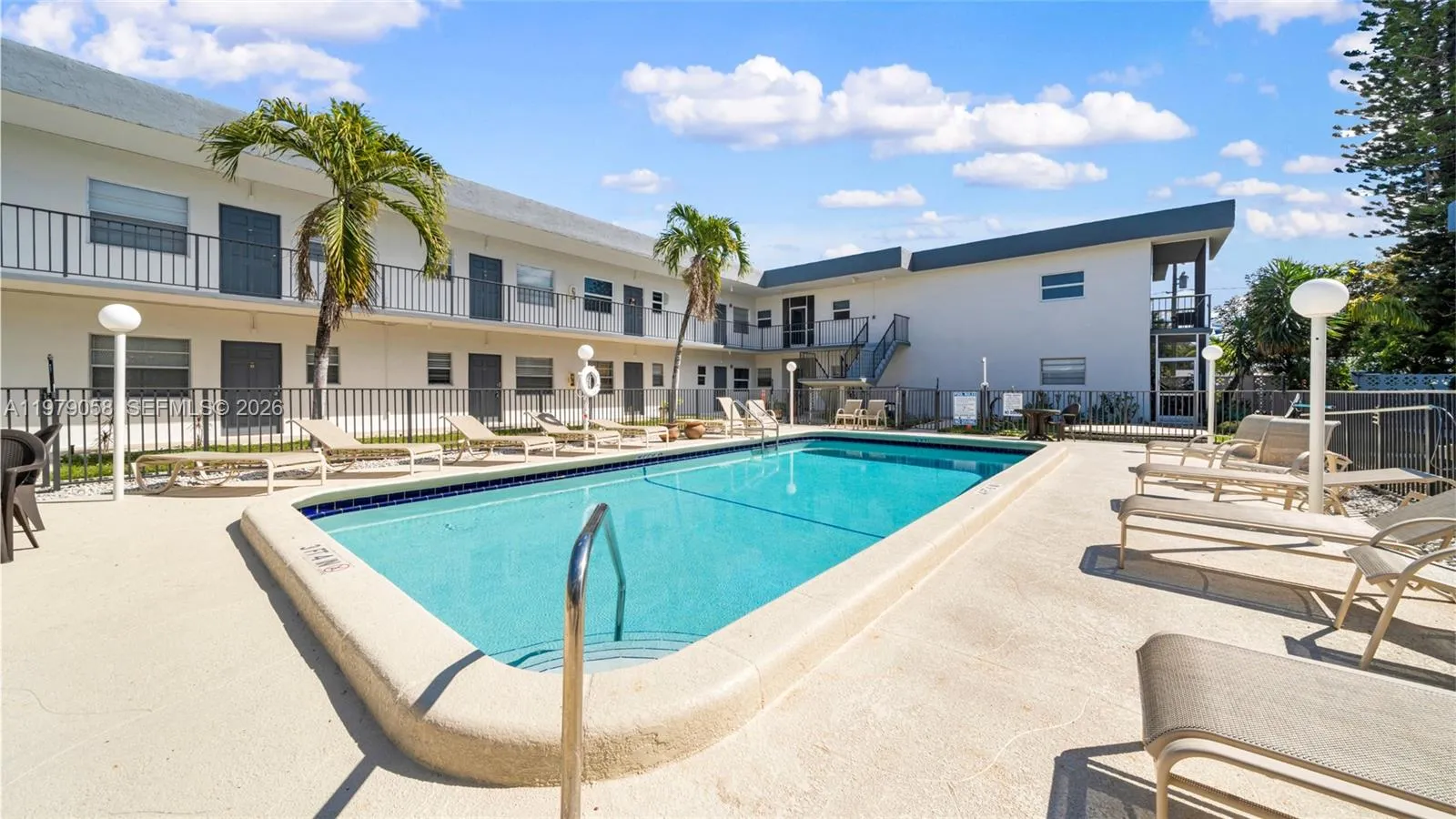 415 Ne 2nd St 209, Hallandale Beach, Florida 33009, Hallandale Beach, Florida 33009, 1 Bedroom Bedrooms, ,1 BathroomBathrooms,Residential Lease,For Rent,415 Ne 2nd St 209, Hallandale Beach, Florida 33009,A11979058