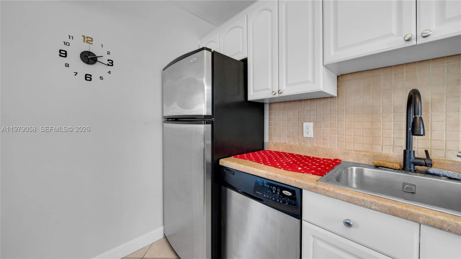 415 Ne 2nd St 209, Hallandale Beach, Florida 33009, Hallandale Beach, Florida 33009, 1 Bedroom Bedrooms, ,1 BathroomBathrooms,Residential Lease,For Rent,415 Ne 2nd St 209, Hallandale Beach, Florida 33009,A11979058