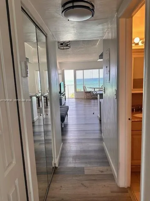 300 Oregon St 403, Hollywood, Florida 33019, Hollywood, Florida 33019, 1 Bedroom Bedrooms, ,1 BathroomBathrooms,Residential Lease,For Rent,300 Oregon St 403, Hollywood, Florida 33019,A11979190