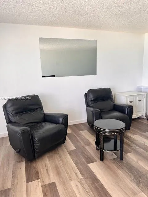 300 Oregon St 403, Hollywood, Florida 33019, Hollywood, Florida 33019, 1 Bedroom Bedrooms, ,1 BathroomBathrooms,Residential Lease,For Rent,300 Oregon St 403, Hollywood, Florida 33019,A11979190