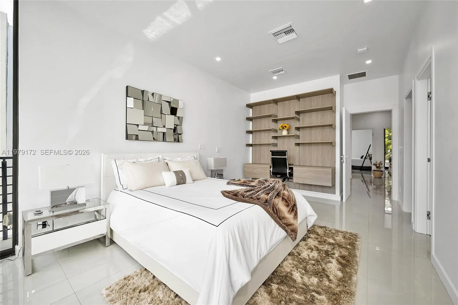 2516 Ne 21st St B, Fort Lauderdale, Florida 33305, Fort Lauderdale, Florida 33305, 3 Bedrooms Bedrooms, ,3 BathroomsBathrooms,Residential Lease,For Rent,2516 Ne 21st St B, Fort Lauderdale, Florida 33305,A11979172