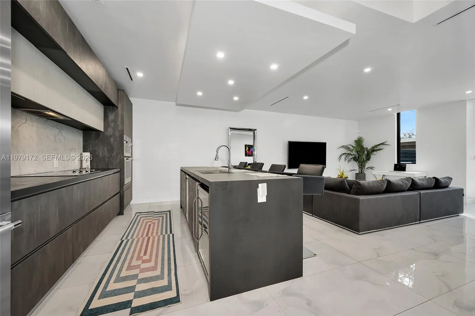 2516 Ne 21st St B, Fort Lauderdale, Florida 33305, Fort Lauderdale, Florida 33305, 3 Bedrooms Bedrooms, ,3 BathroomsBathrooms,Residential Lease,For Rent,2516 Ne 21st St B, Fort Lauderdale, Florida 33305,A11979172