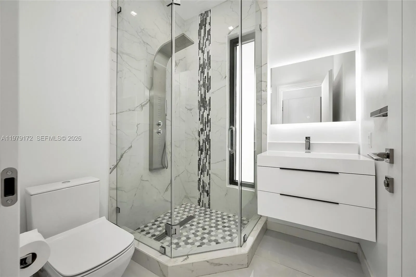 2516 Ne 21st St B, Fort Lauderdale, Florida 33305, Fort Lauderdale, Florida 33305, 3 Bedrooms Bedrooms, ,3 BathroomsBathrooms,Residential Lease,For Rent,2516 Ne 21st St B, Fort Lauderdale, Florida 33305,A11979172