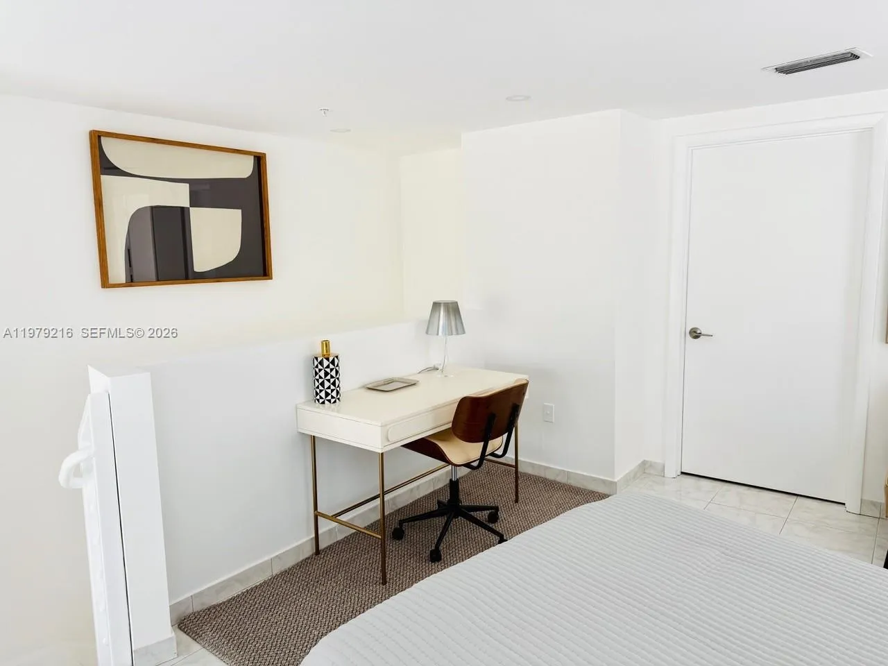 7700 Collins Ave 5, Miami Beach, Florida 33141, Miami Beach, Florida 33141, 2 Bedrooms Bedrooms, ,2 BathroomsBathrooms,Residential Lease,For Rent,7700 Collins Ave 5, Miami Beach, Florida 33141,A11979216