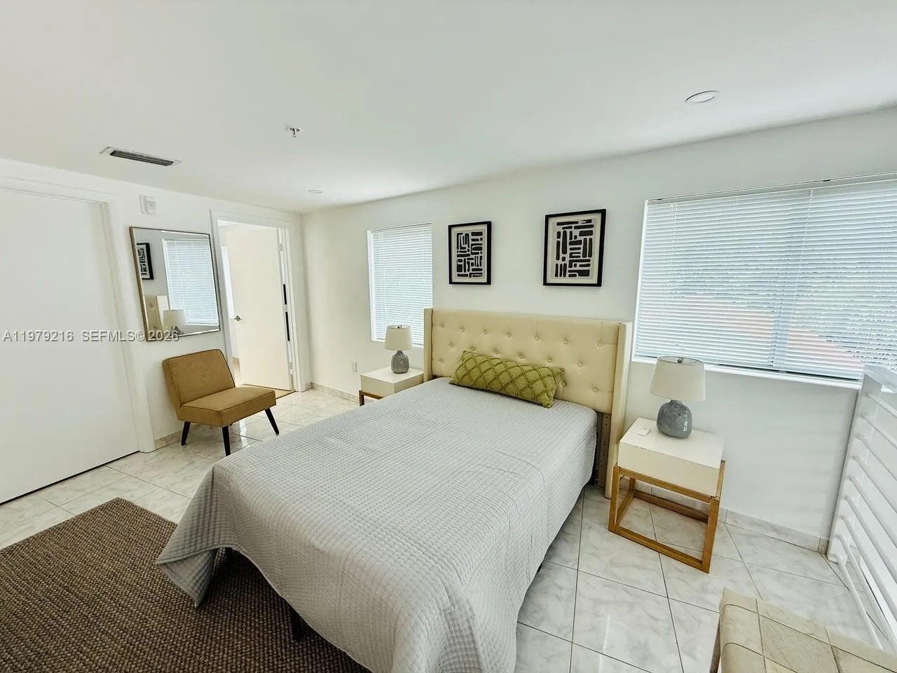 7700 Collins Ave 5, Miami Beach, Florida 33141, Miami Beach, Florida 33141, 2 Bedrooms Bedrooms, ,2 BathroomsBathrooms,Residential Lease,For Rent,7700 Collins Ave 5, Miami Beach, Florida 33141,A11979216