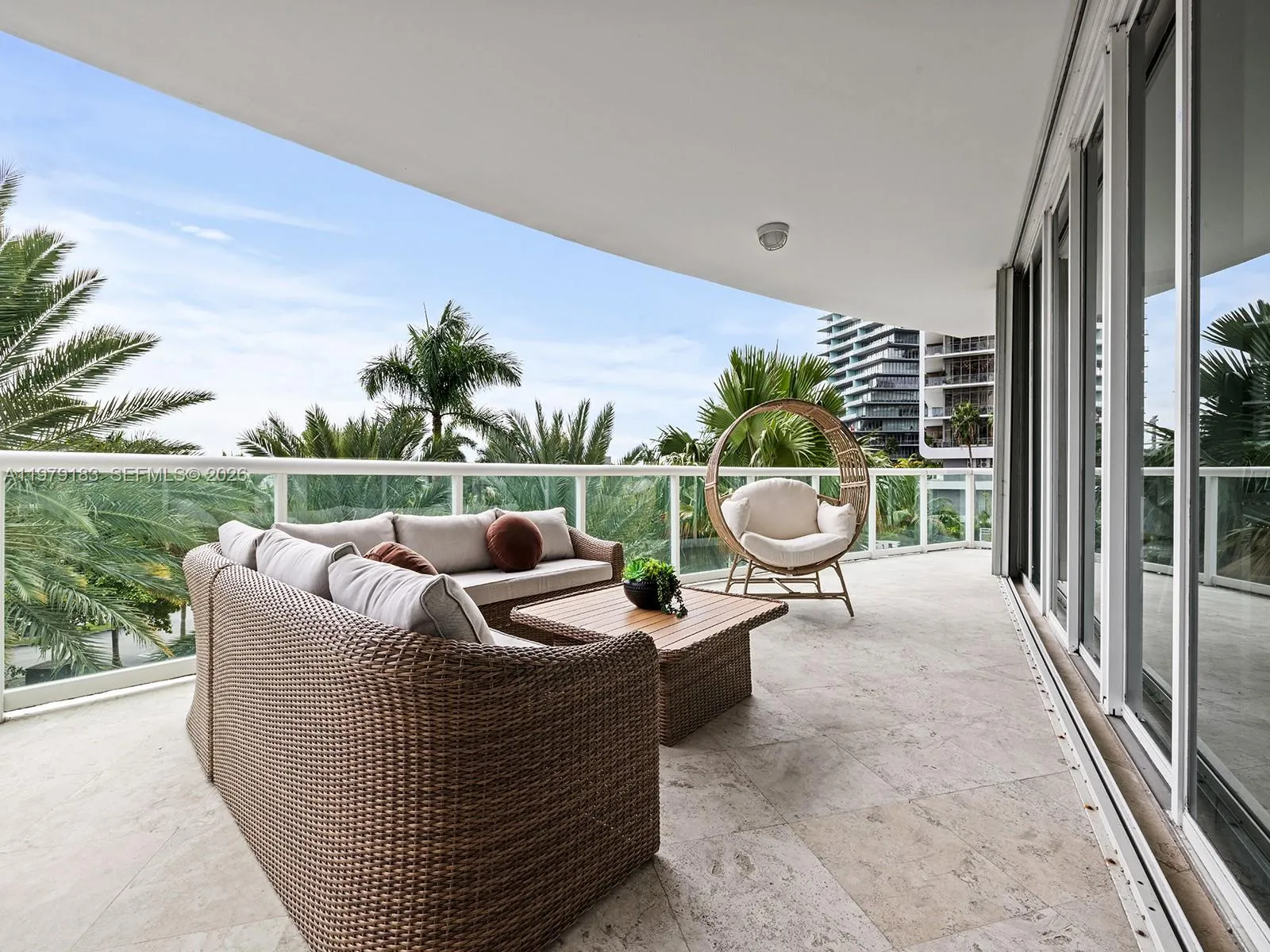 2645 S Bayshore Dr 304, Miami, Florida 33133, Miami, Florida 33133, 3 Bedrooms Bedrooms, ,3 BathroomsBathrooms,Residential Lease,For Rent,2645 S Bayshore Dr 304, Miami, Florida 33133,A11979183