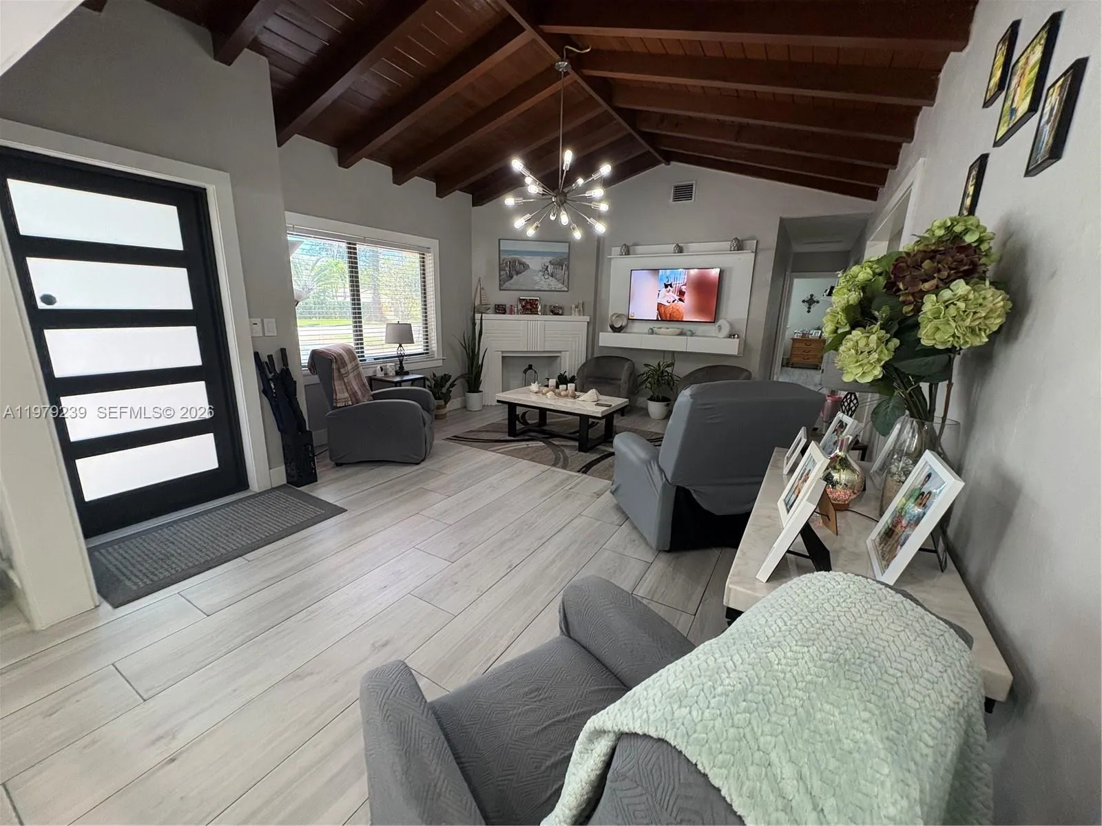 160 South Dr, Miami Springs, Florida 33166, Miami Springs, Florida 33166, 3 Bedrooms Bedrooms, ,1 BathroomBathrooms,Residential,For Sale,160 South Dr, Miami Springs, Florida 33166,A11979239