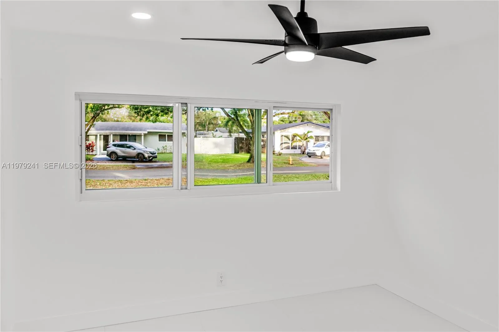5402 Sw 1st Ct, Plantation, Florida 33317, Plantation, Florida 33317, 4 Bedrooms Bedrooms, ,3 BathroomsBathrooms,Residential,For Sale,5402 Sw 1st Ct, Plantation, Florida 33317,A11979241
