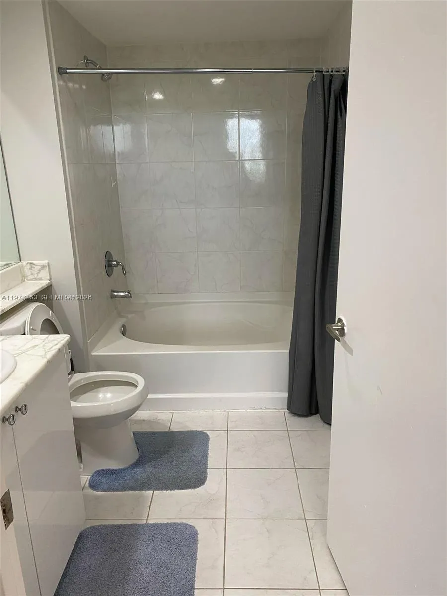 18800 Ne 29th Ave 401, Aventura, Florida 33180, Aventura, Florida 33180, 1 Bedroom Bedrooms, ,1 BathroomBathrooms,Residential Lease,For Rent,18800 Ne 29th Ave 401, Aventura, Florida 33180,A11976463