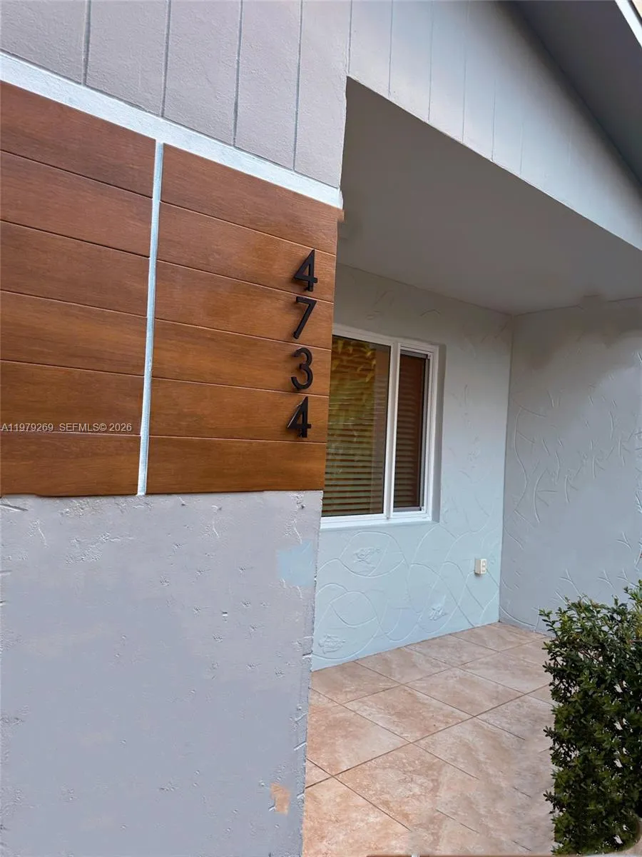 4734 Sw 4th St, Miami, Florida 33134, Miami, Florida 33134, 3 Bedrooms Bedrooms, ,2 BathroomsBathrooms,Residential,For Sale,4734 Sw 4th St, Miami, Florida 33134,A11979269