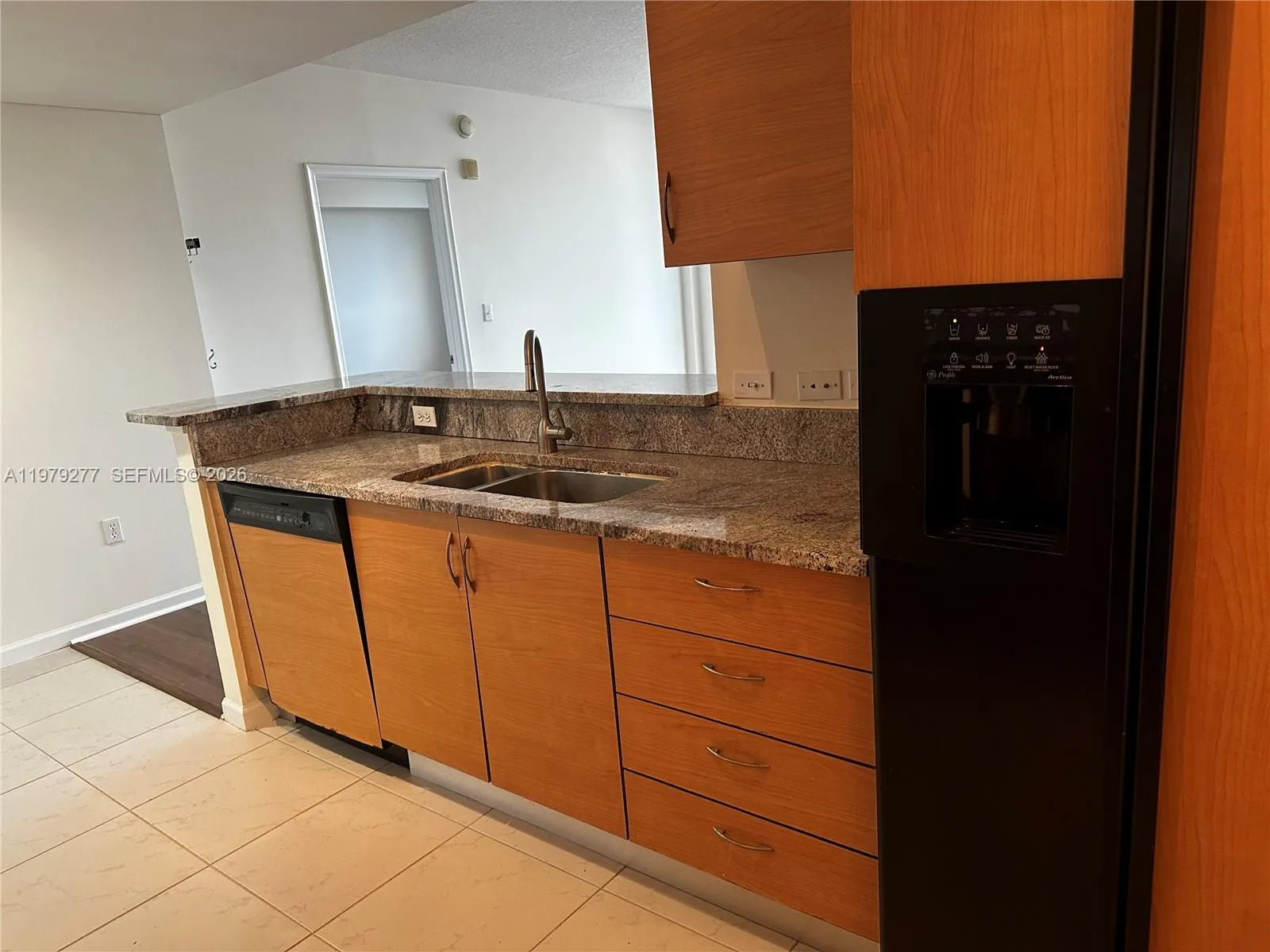 18800 Ne 29th Ave 914, Aventura, Florida 33180, Aventura, Florida 33180, 3 Bedrooms Bedrooms, ,2 BathroomsBathrooms,Residential Lease,For Rent,18800 Ne 29th Ave 914, Aventura, Florida 33180,A11979277