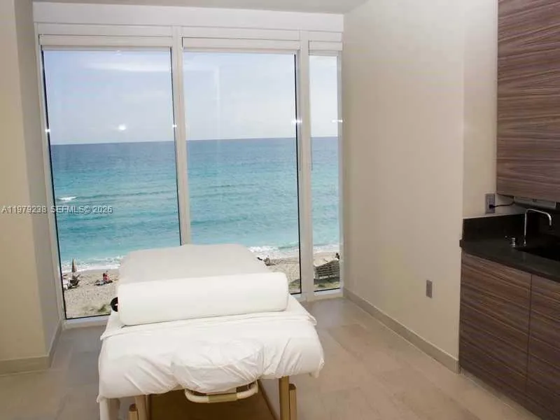 1830 S Ocean Dr 2105, Hallandale Beach, Florida 33, Hallandale Beach, Florida 33009, 1 Bedroom Bedrooms, ,1 BathroomBathrooms,Residential Lease,For Rent,1830 S Ocean Dr 2105, Hallandale Beach, Florida 33,A11979238