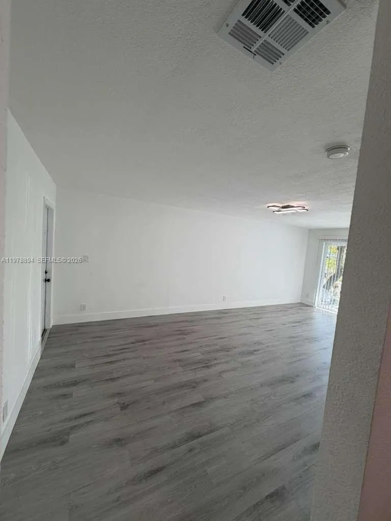 4271 Nw 5th St 129, Plantation, Florida 33317, Plantation, Florida 33317, 1 Bedroom Bedrooms, ,1 BathroomBathrooms,Residential Lease,For Rent,4271 Nw 5th St 129, Plantation, Florida 33317,A11978894