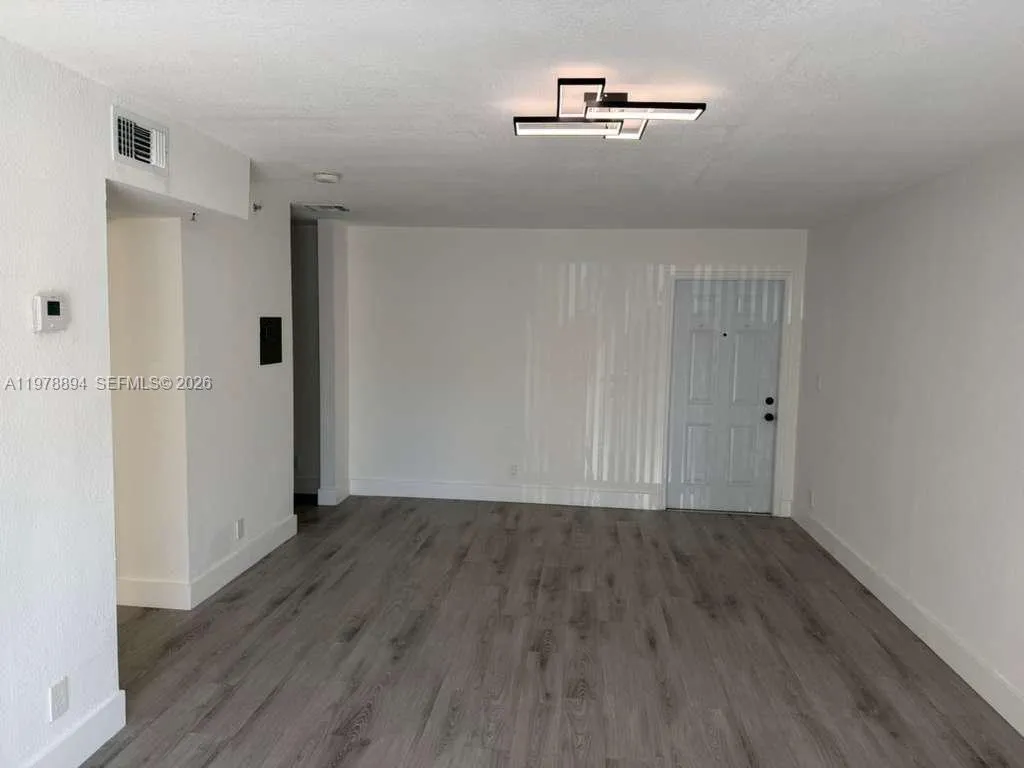 4271 Nw 5th St 129, Plantation, Florida 33317, Plantation, Florida 33317, 1 Bedroom Bedrooms, ,1 BathroomBathrooms,Residential Lease,For Rent,4271 Nw 5th St 129, Plantation, Florida 33317,A11978894