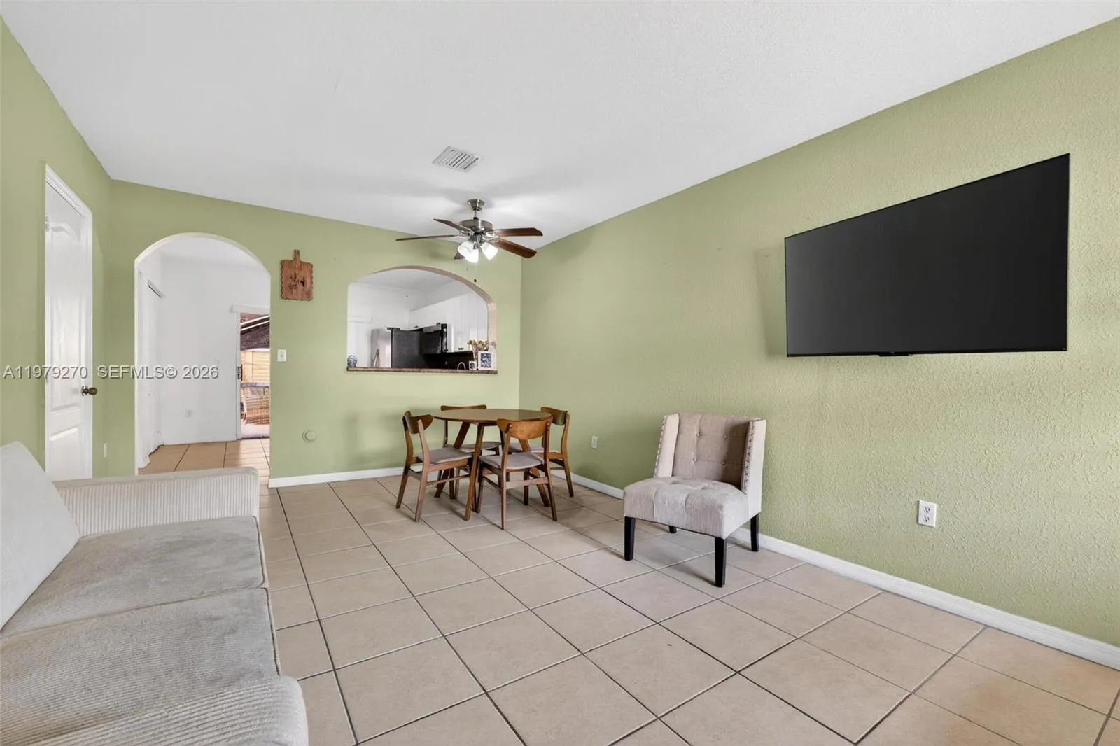 7709 W 36th Ave 2, Hialeah, Florida 33018, Hialeah, Florida 33018, 2 Bedrooms Bedrooms, ,2 BathroomsBathrooms,Residential,For Sale,7709 W 36th Ave 2, Hialeah, Florida 33018,A11979270